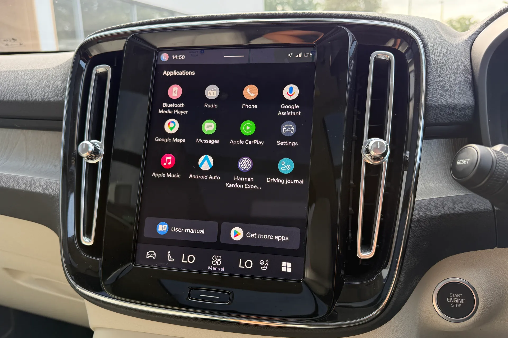 Volvo XC40 thumbnail image number 39