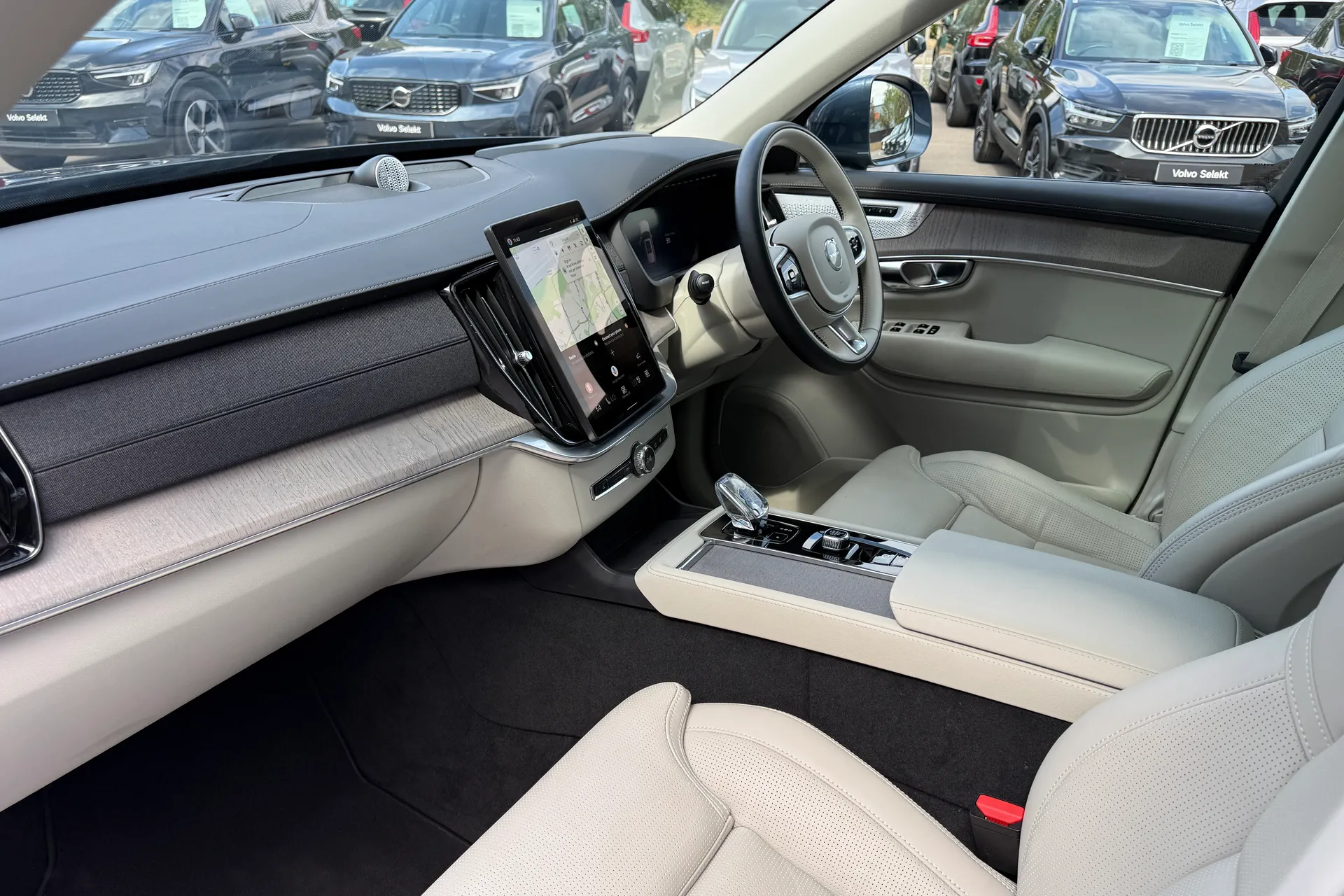 Volvo XC90 thumbnail image number 29