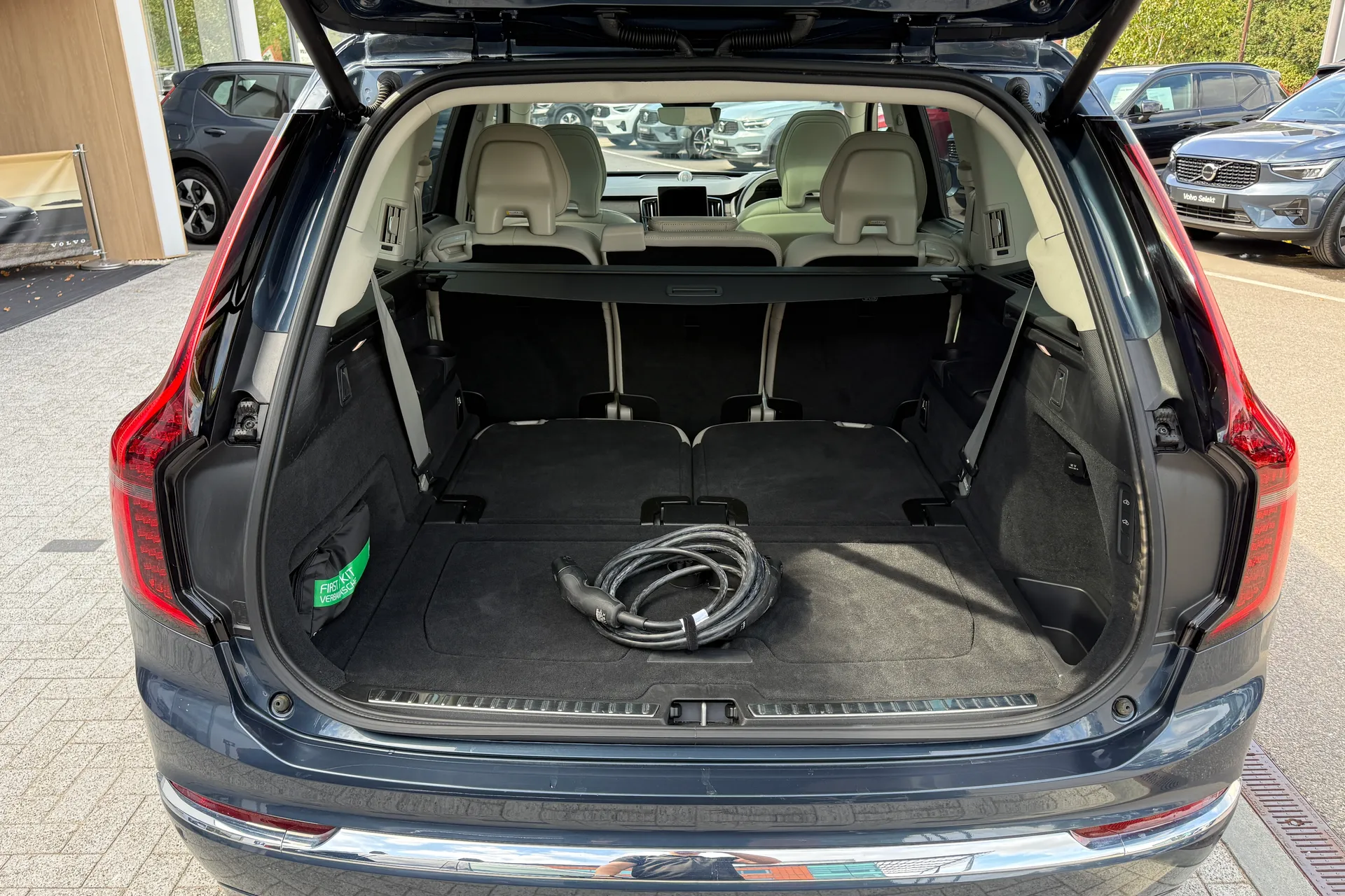 Volvo XC90 thumbnail image number 22