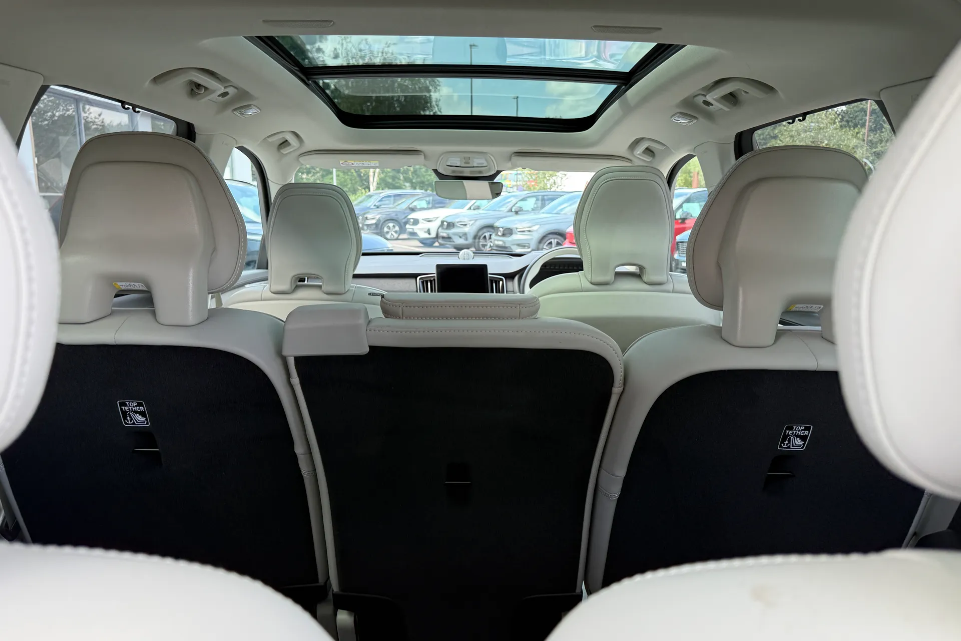 Volvo XC90 thumbnail image number 8