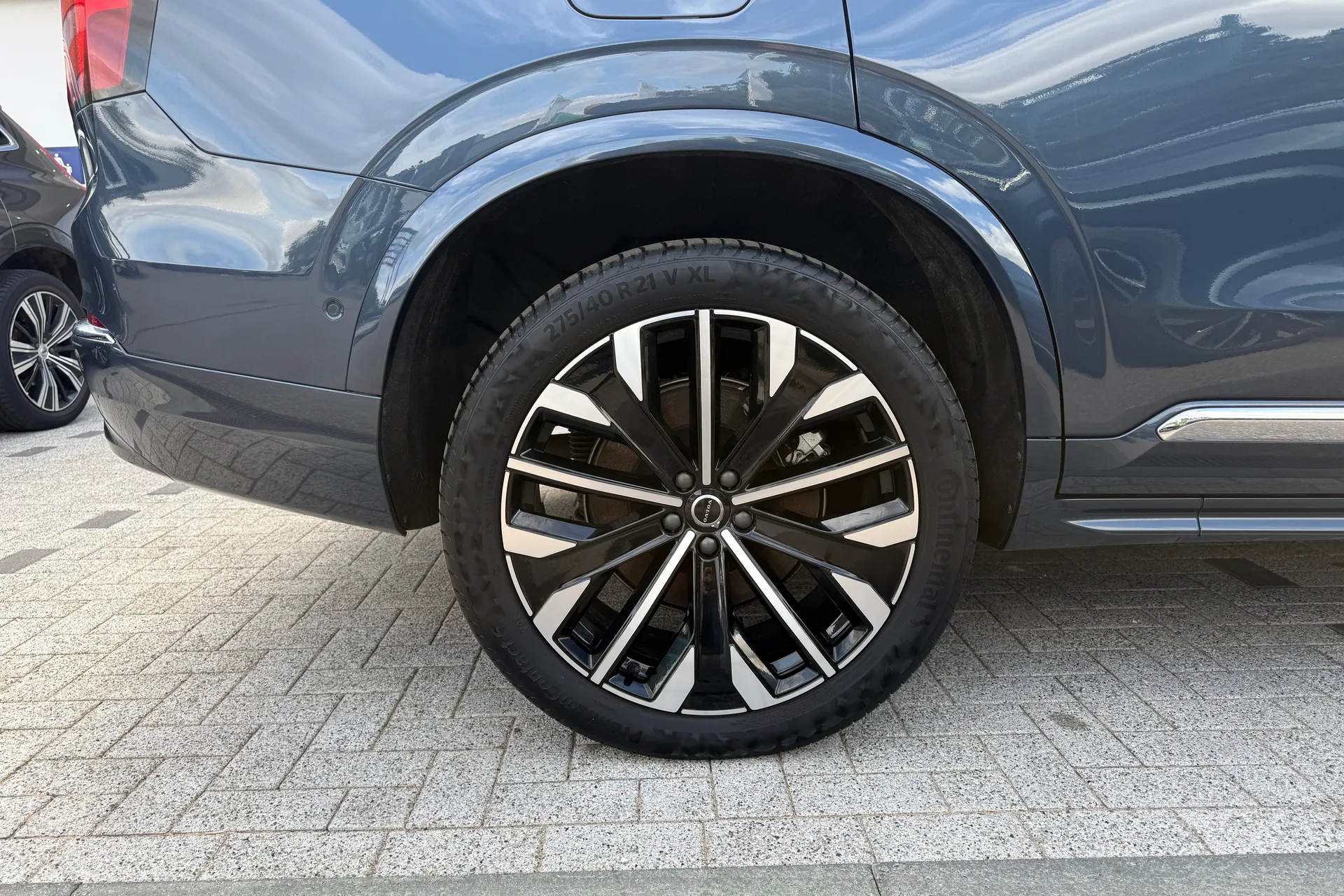 Volvo XC90 thumbnail image number 16