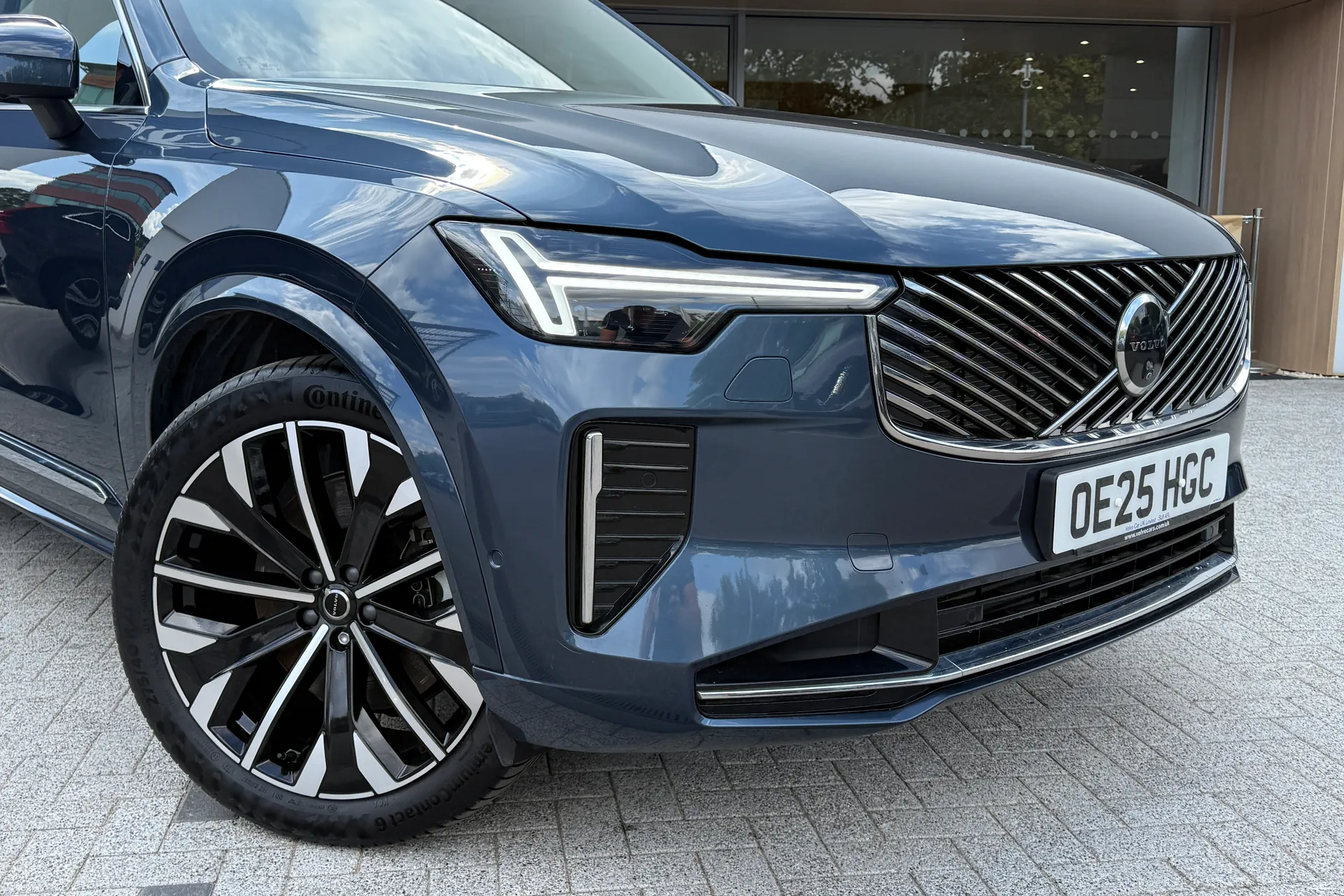 Volvo XC90 thumbnail image number 9