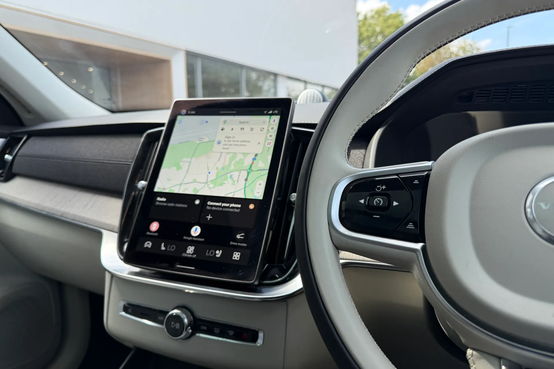 Volvo XC90 thumbnail image number 37