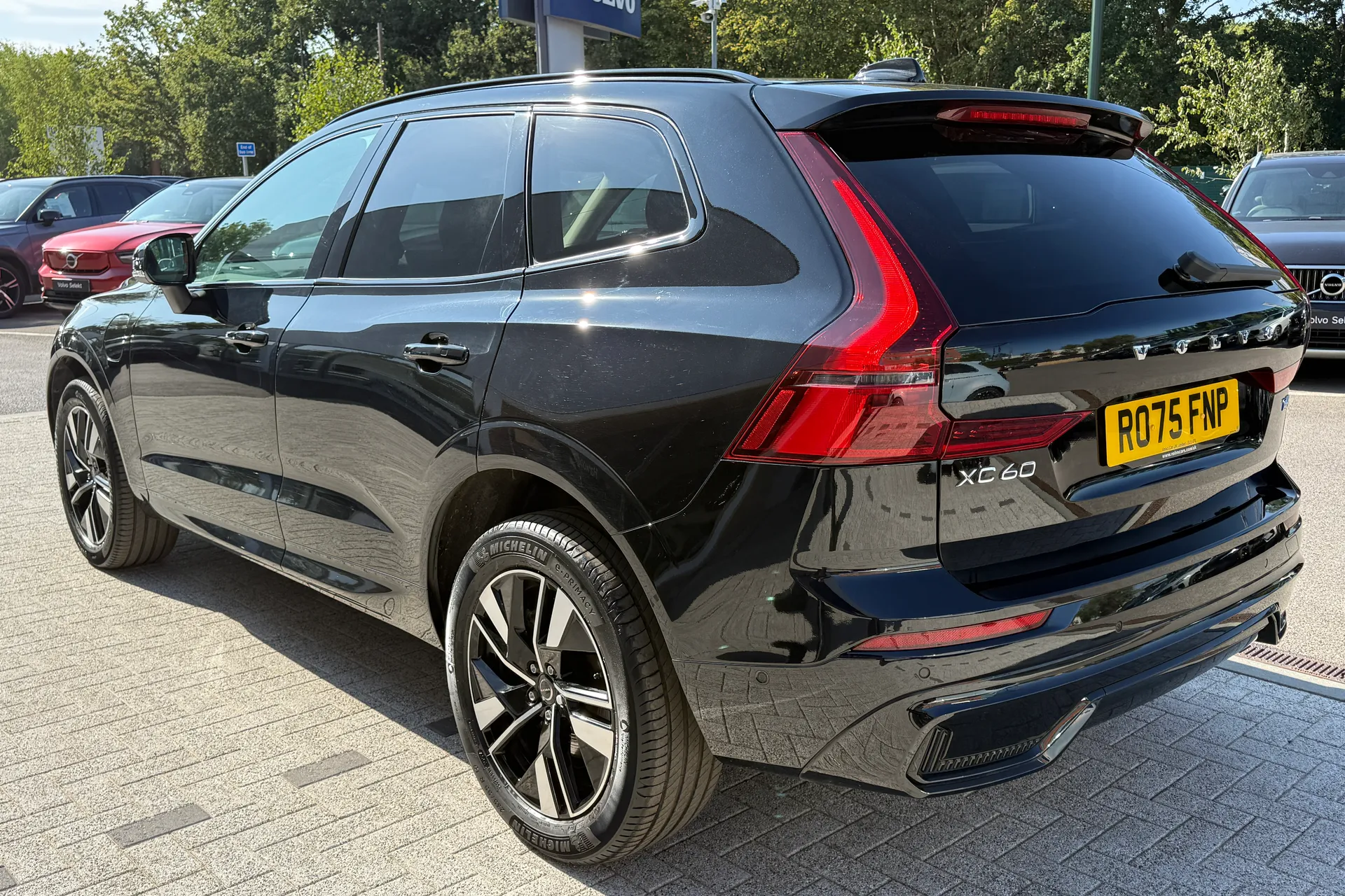 Volvo XC60 thumbnail image number 9