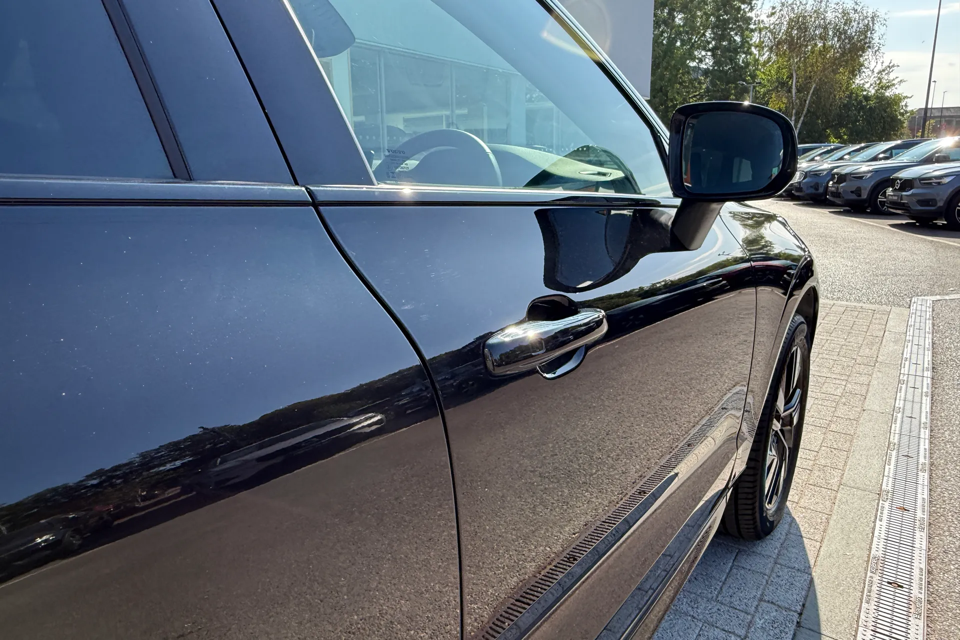Volvo XC60 thumbnail image number 14