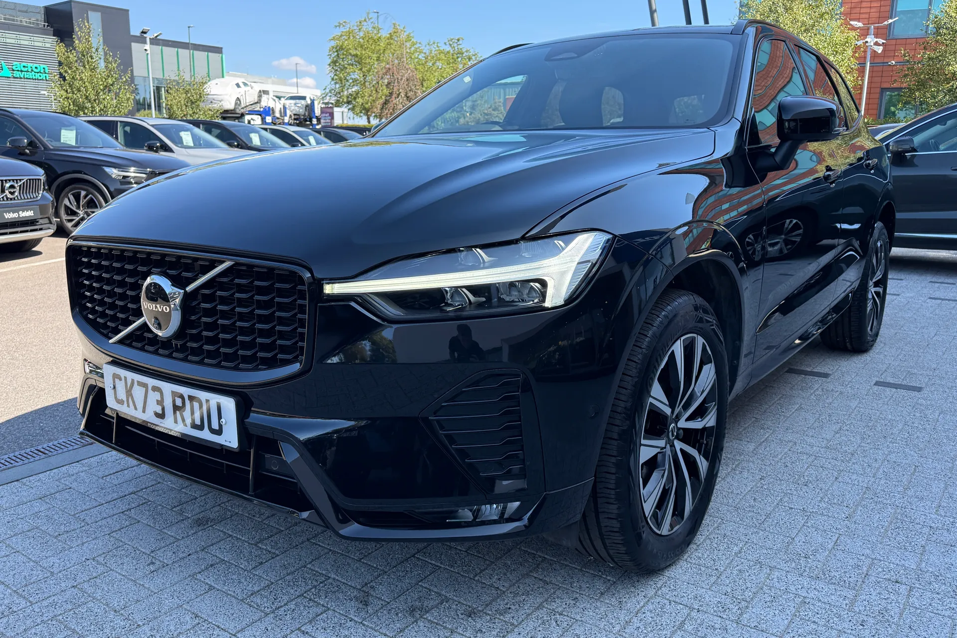 Volvo XC60 thumbnail image number 11