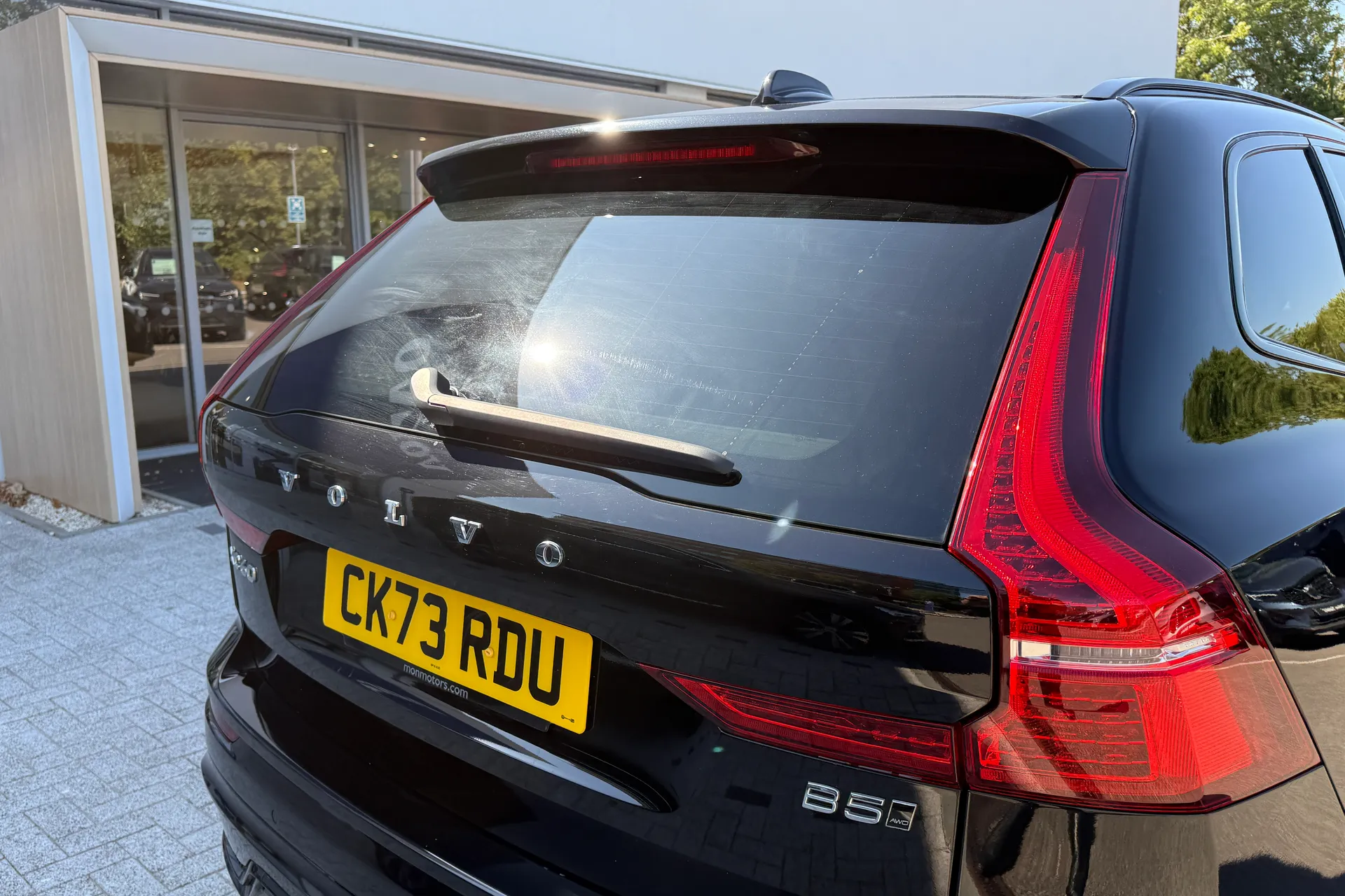 Volvo XC60 thumbnail image number 17