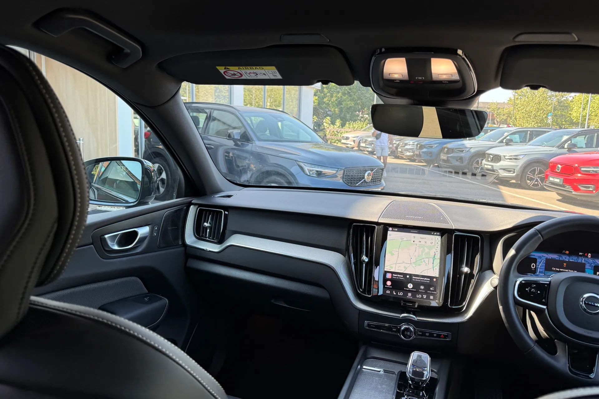 Volvo XC60 thumbnail image number 30