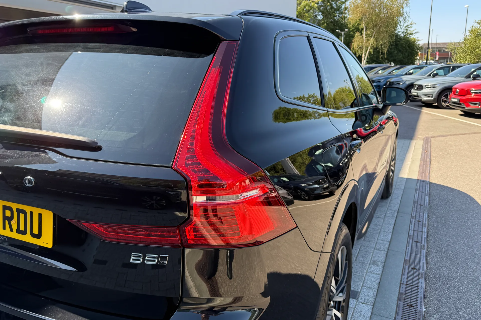 Volvo XC60 thumbnail image number 16