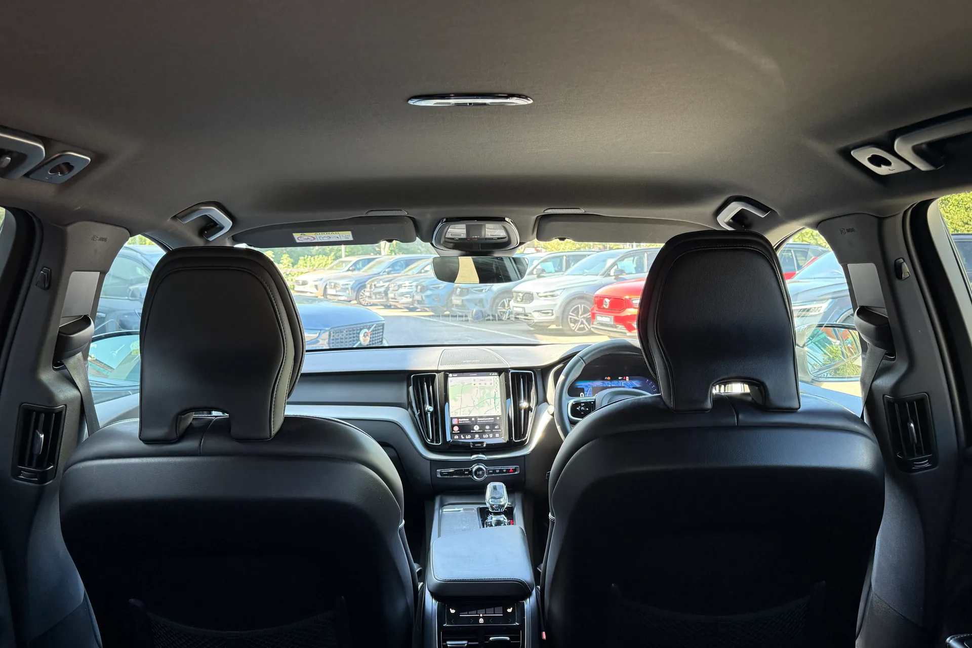 Volvo XC60 thumbnail image number 21