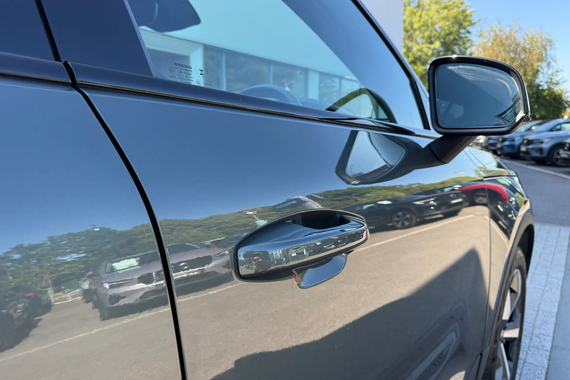 Volvo XC40 thumbnail image number 15