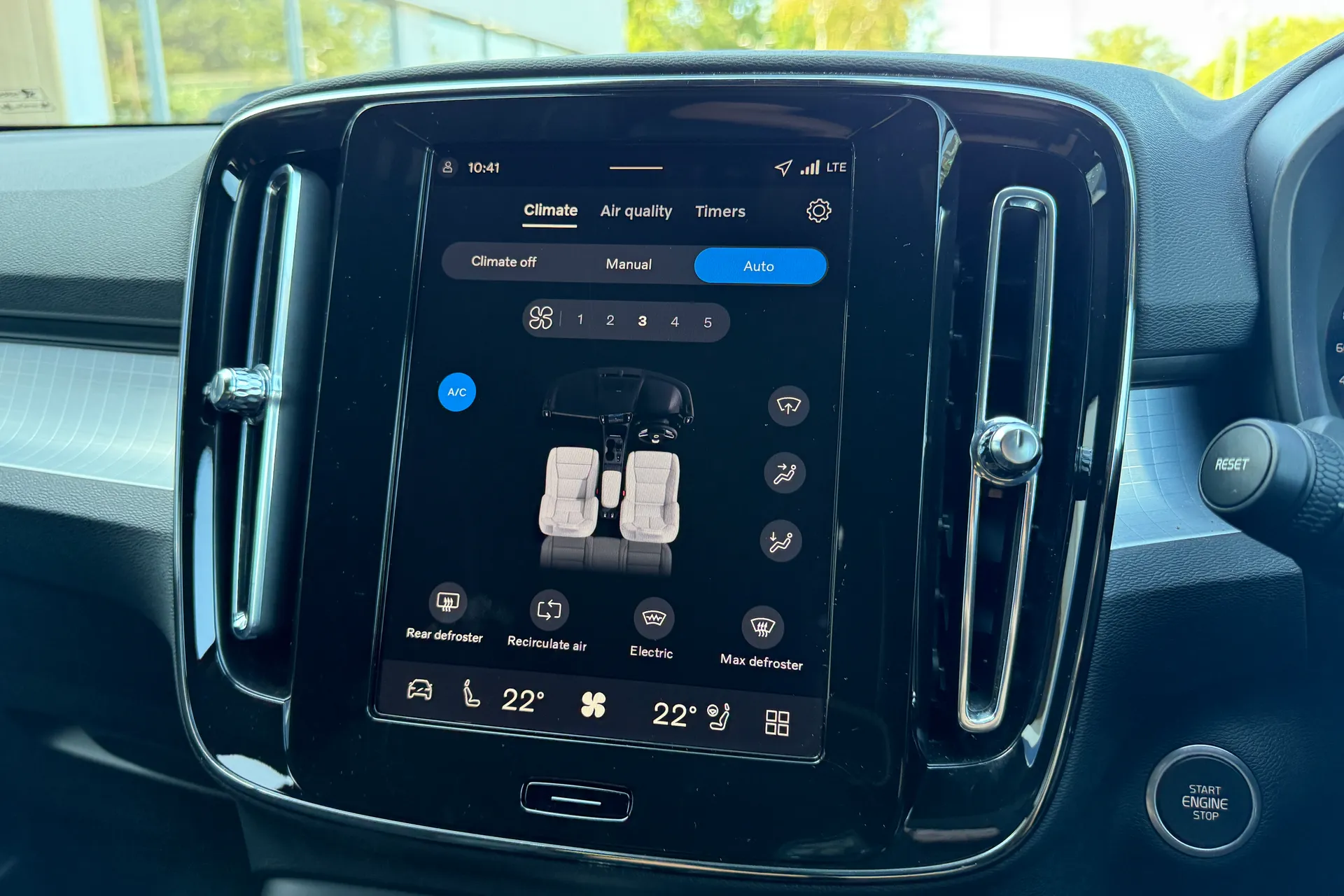 Volvo XC40 thumbnail image number 37