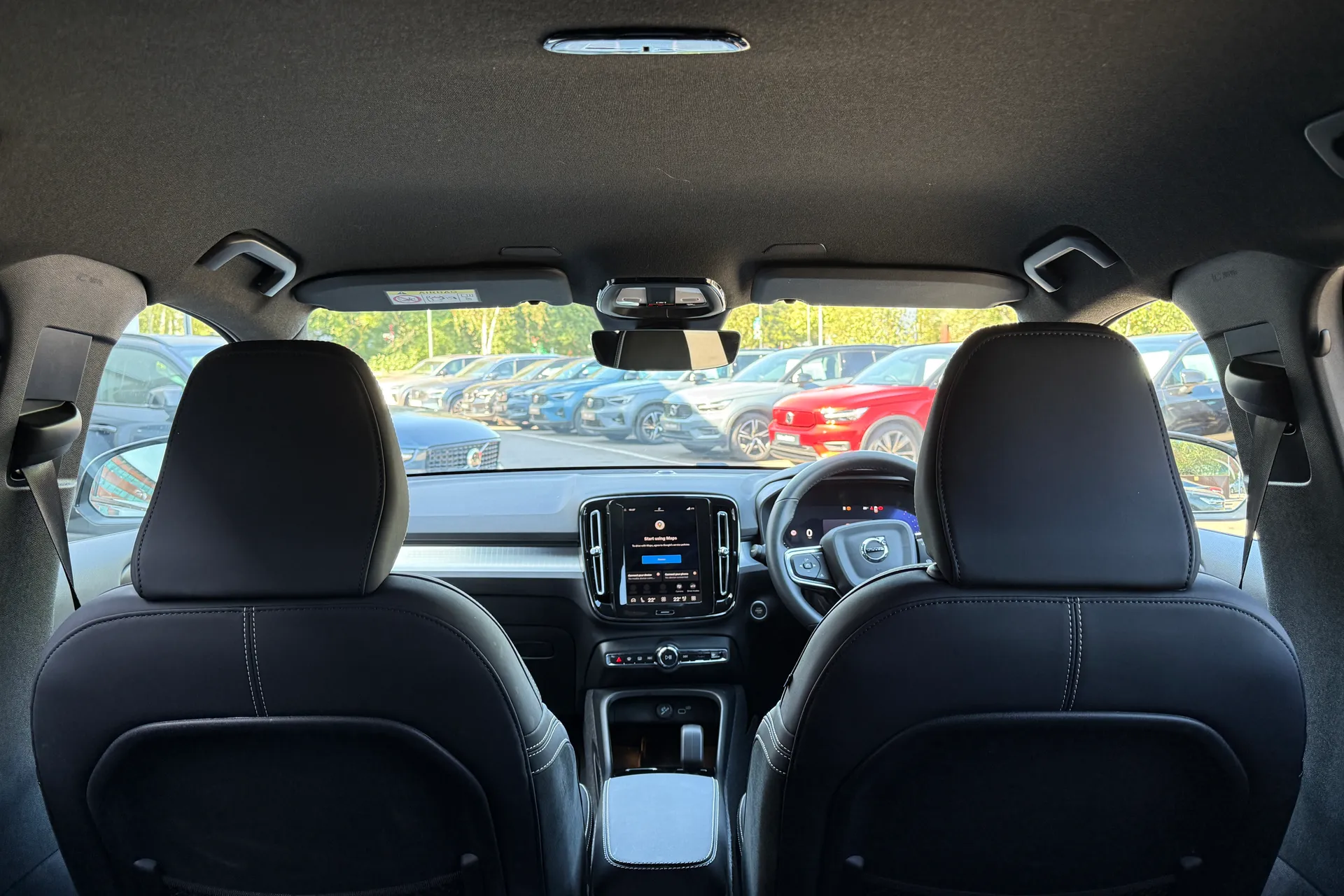 Volvo XC40 thumbnail image number 22