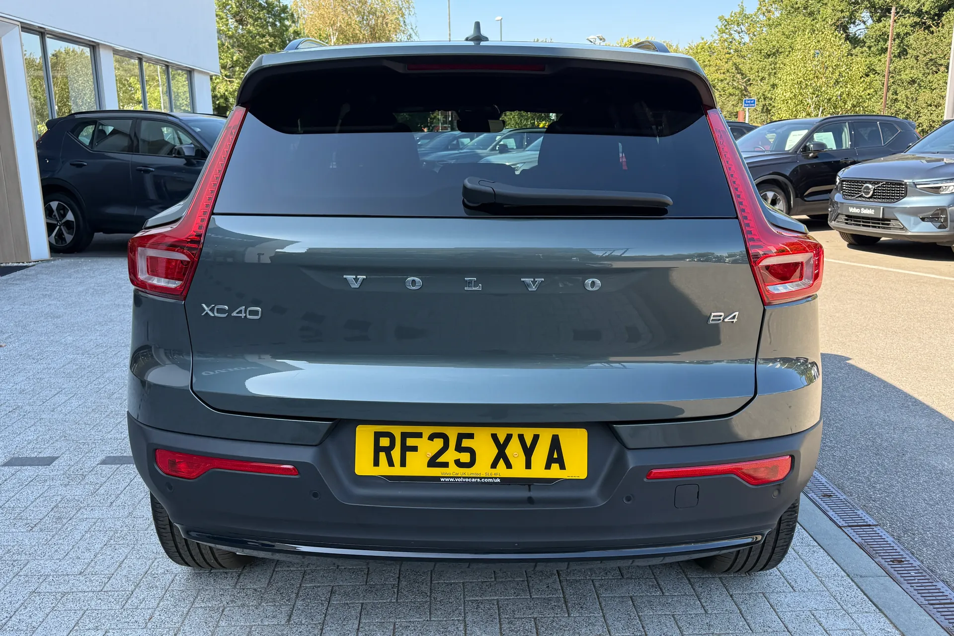 Volvo XC40 thumbnail image number 9