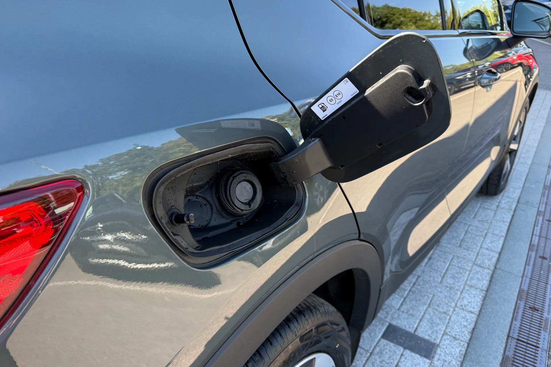 Volvo XC40 thumbnail image number 16