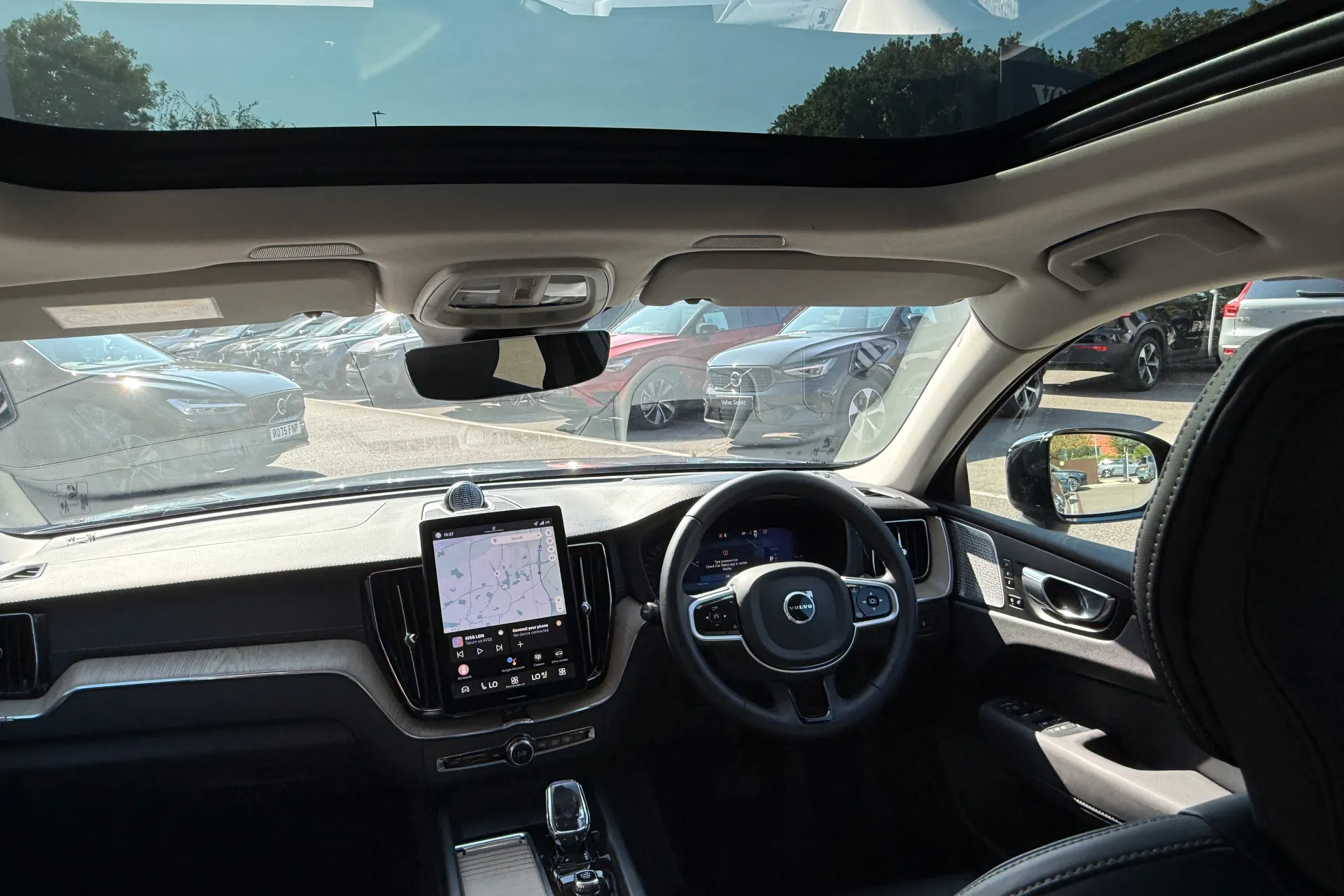 Volvo XC60 thumbnail image number 32