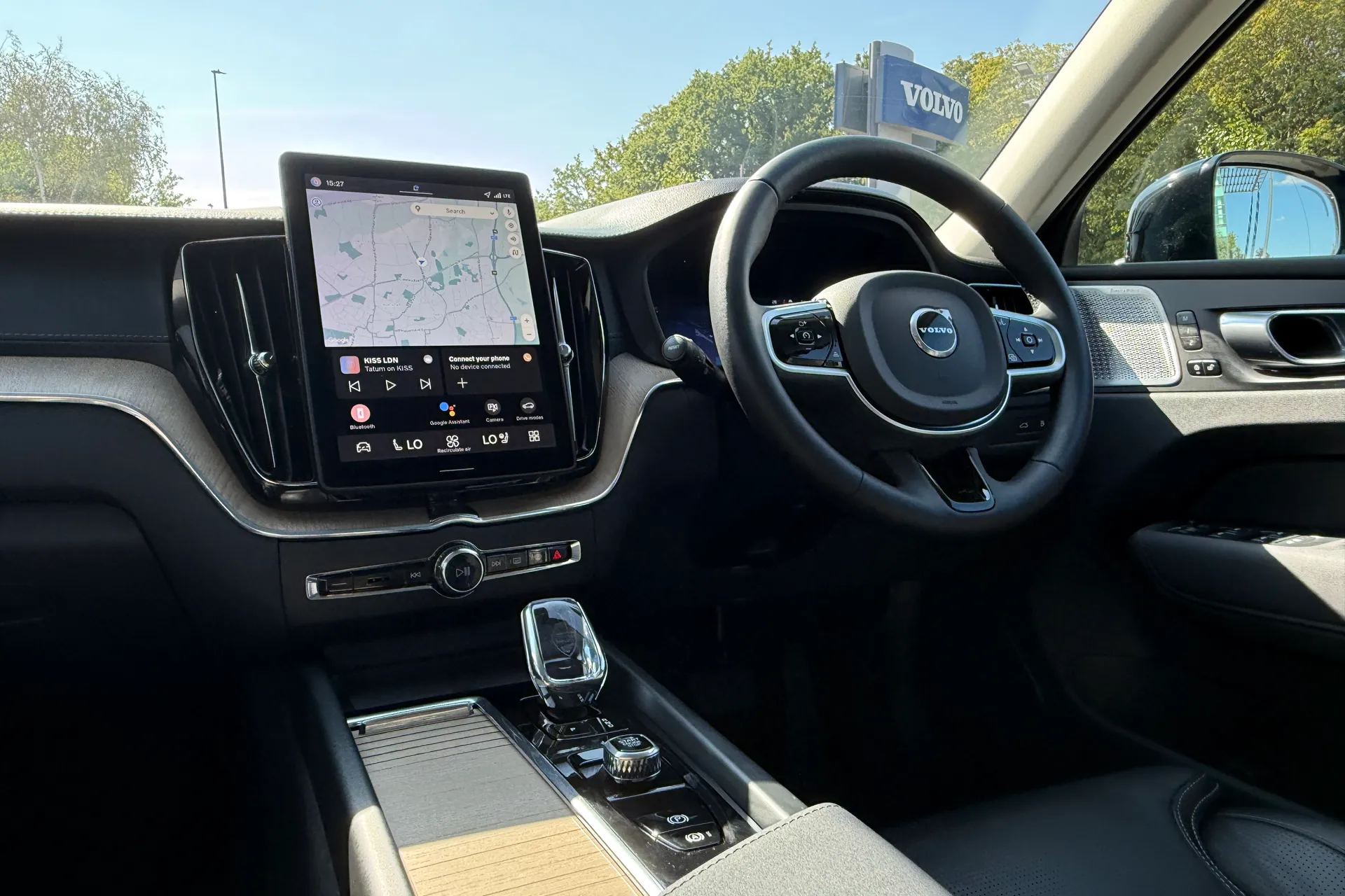 Volvo XC60 thumbnail image number 34