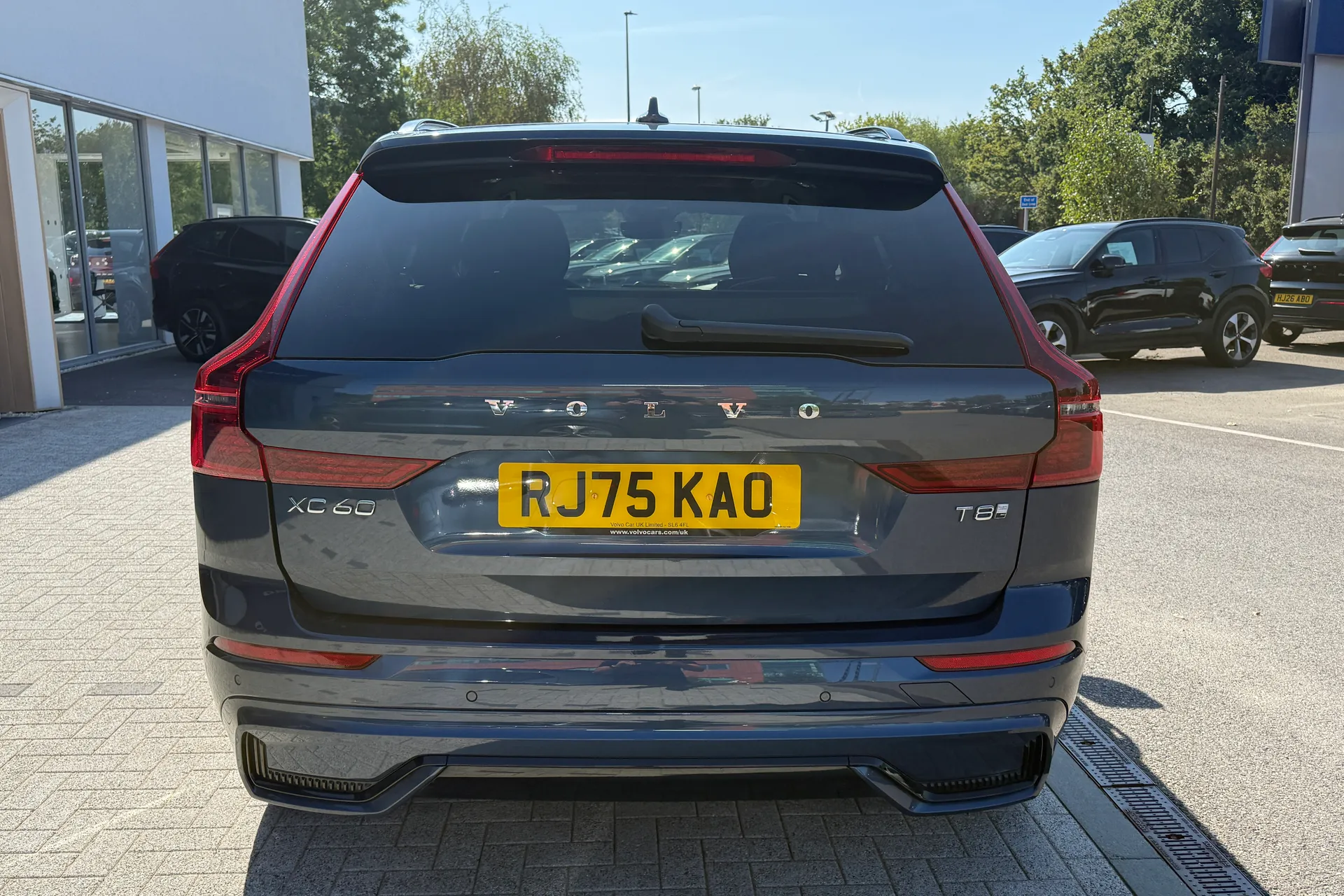 Volvo XC60 thumbnail image number 9