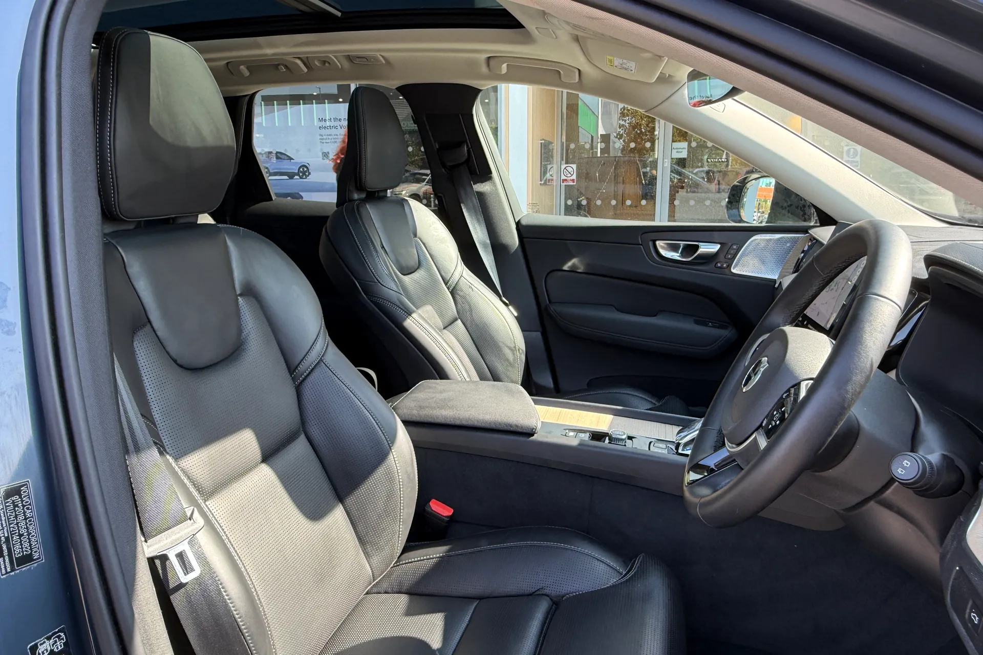 Volvo XC60 thumbnail image number 26