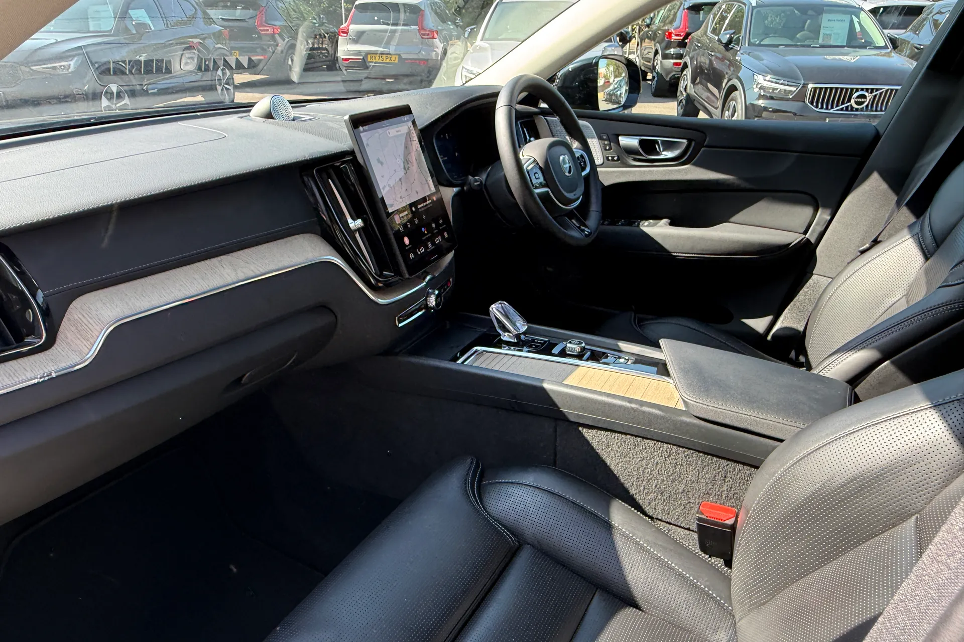 Volvo XC60 thumbnail image number 27