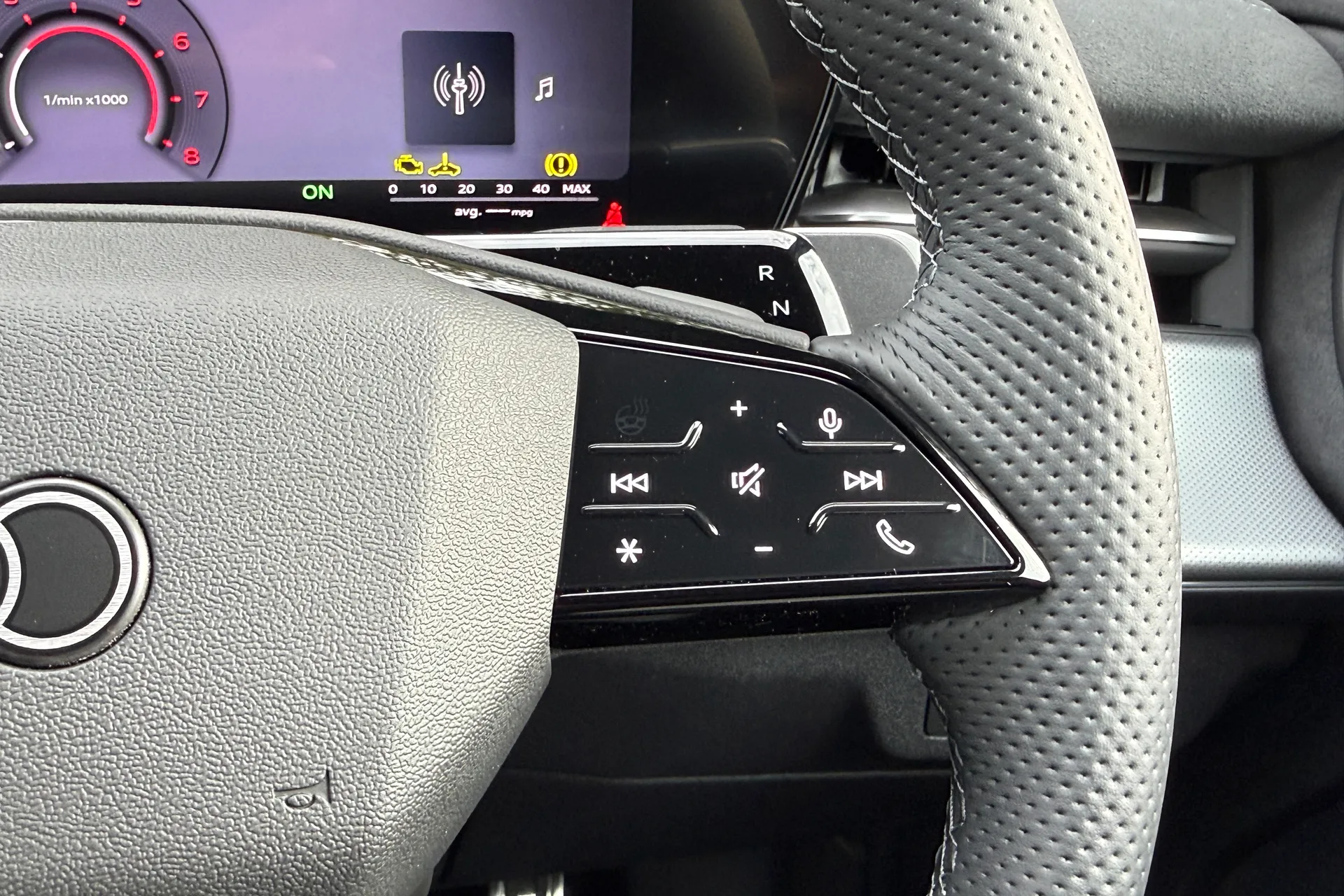 Audi Q3 thumbnail image number 49