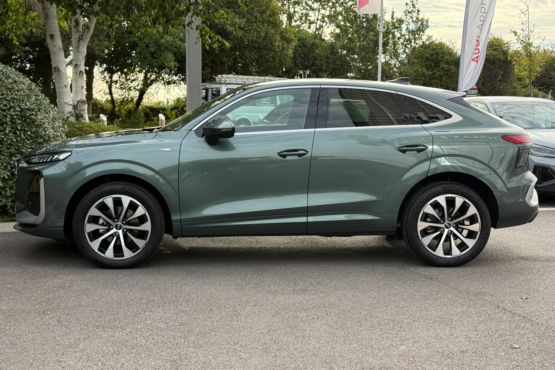 Audi Q3 thumbnail image number 37
