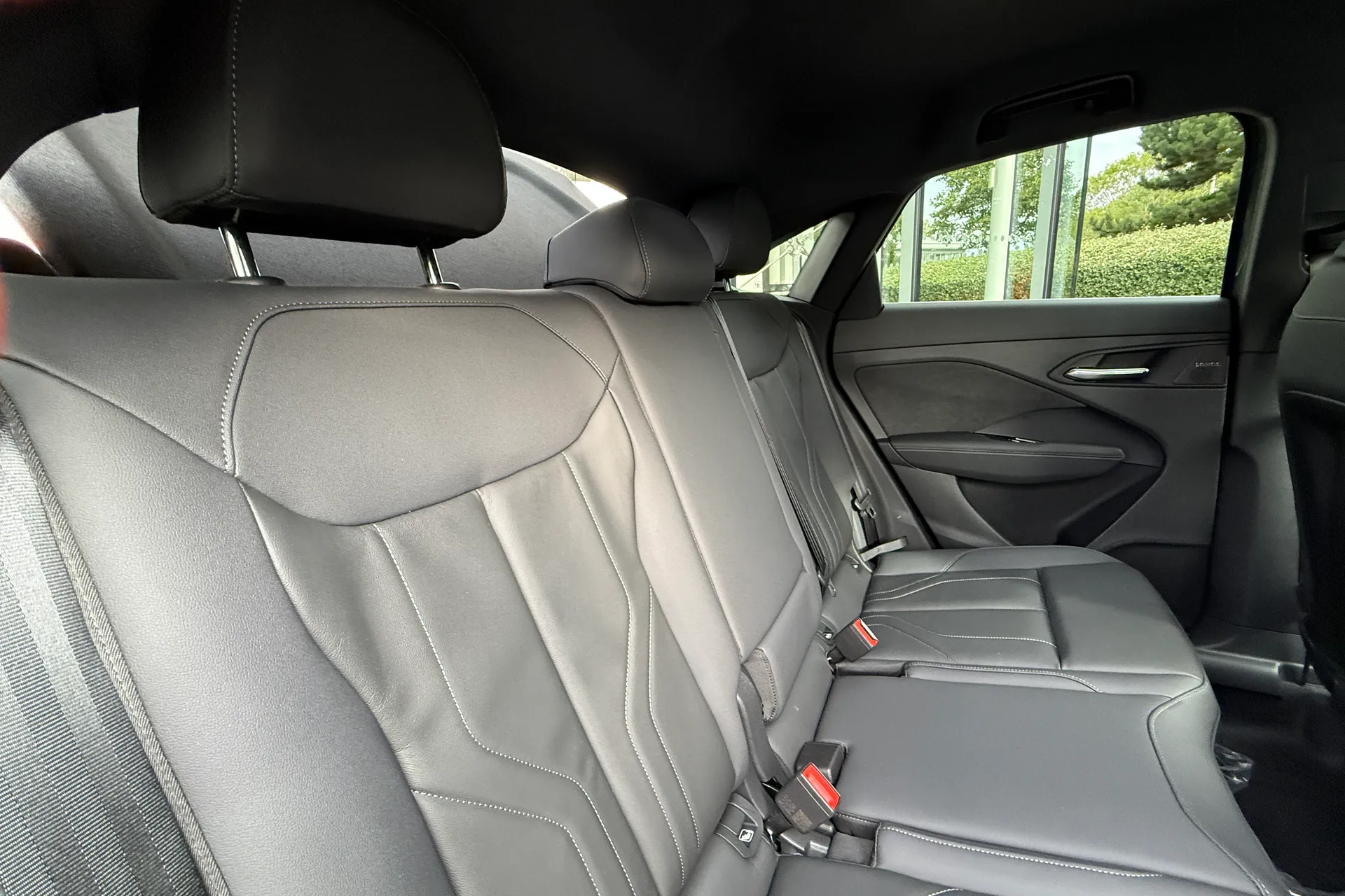 Audi Q3 thumbnail image number 29