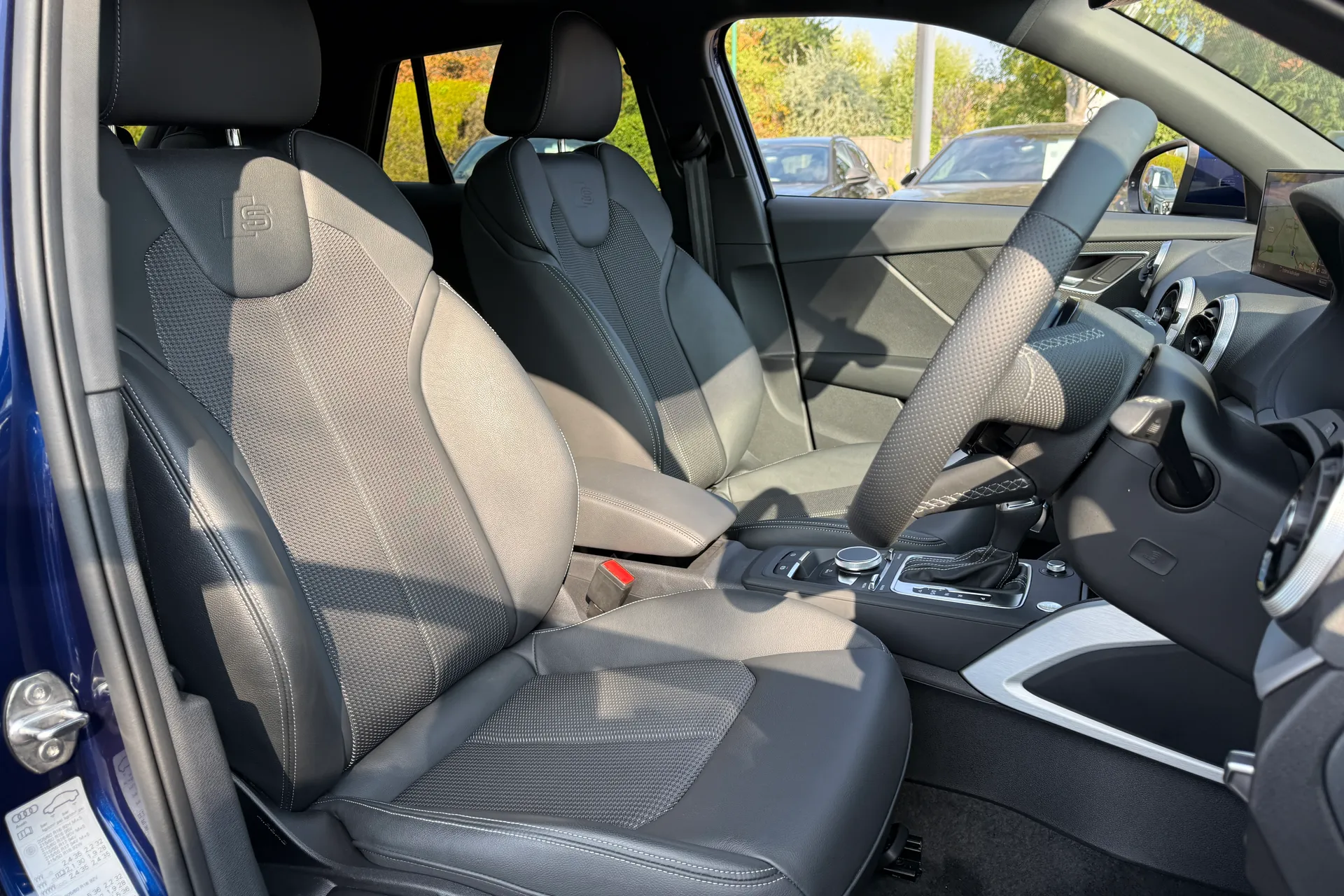 Audi Q2 thumbnail image number 29