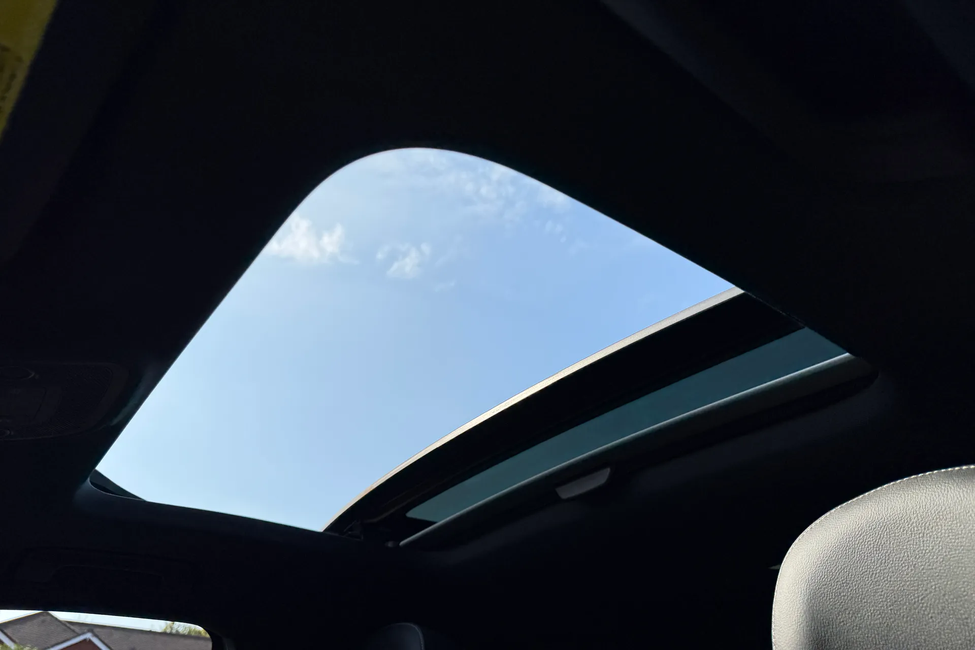 Audi Q2 thumbnail image number 36