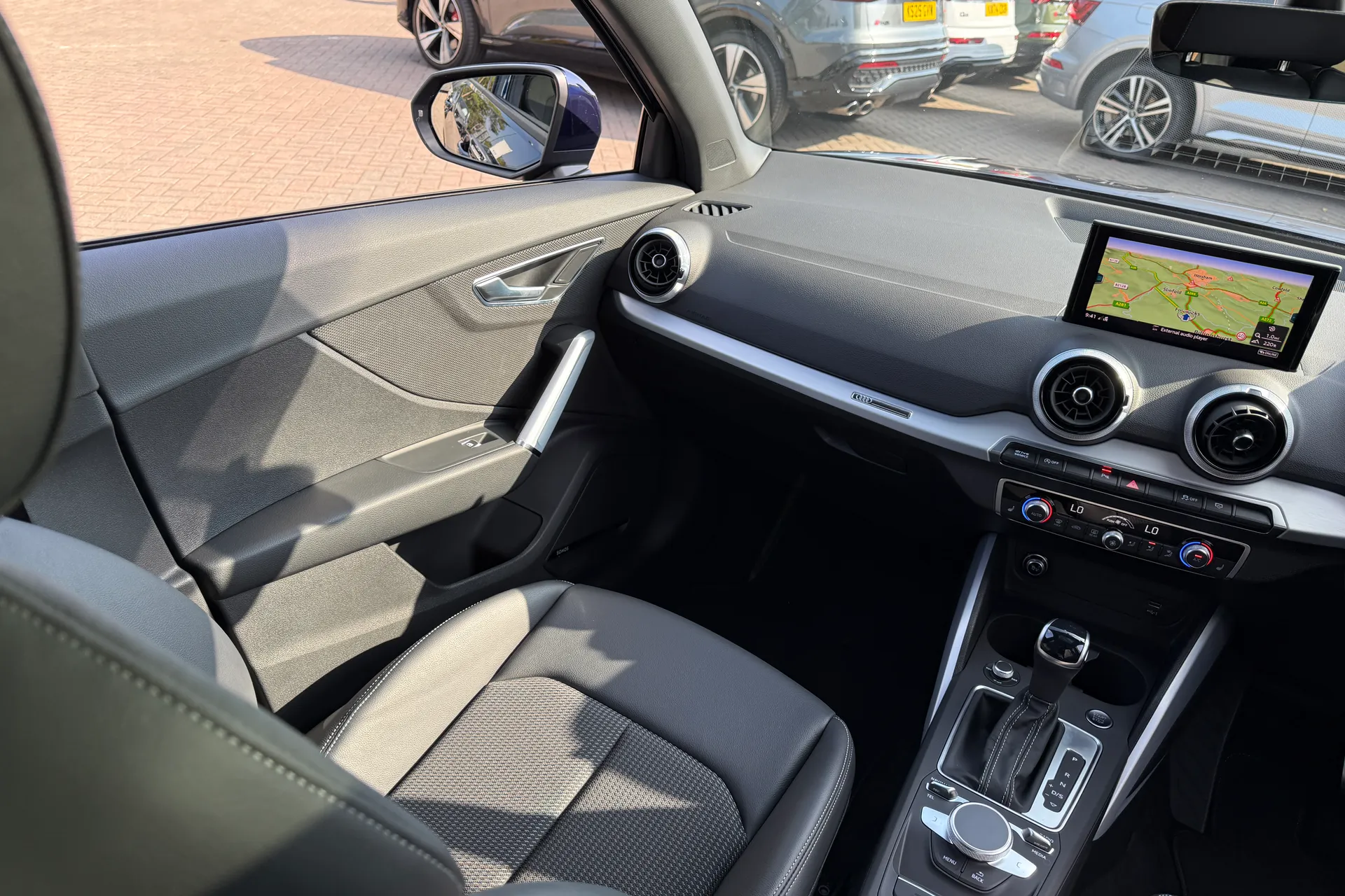 Audi Q2 thumbnail image number 44