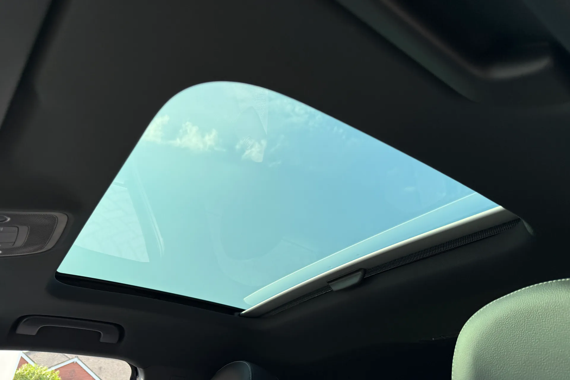 Audi Q2 thumbnail image number 35