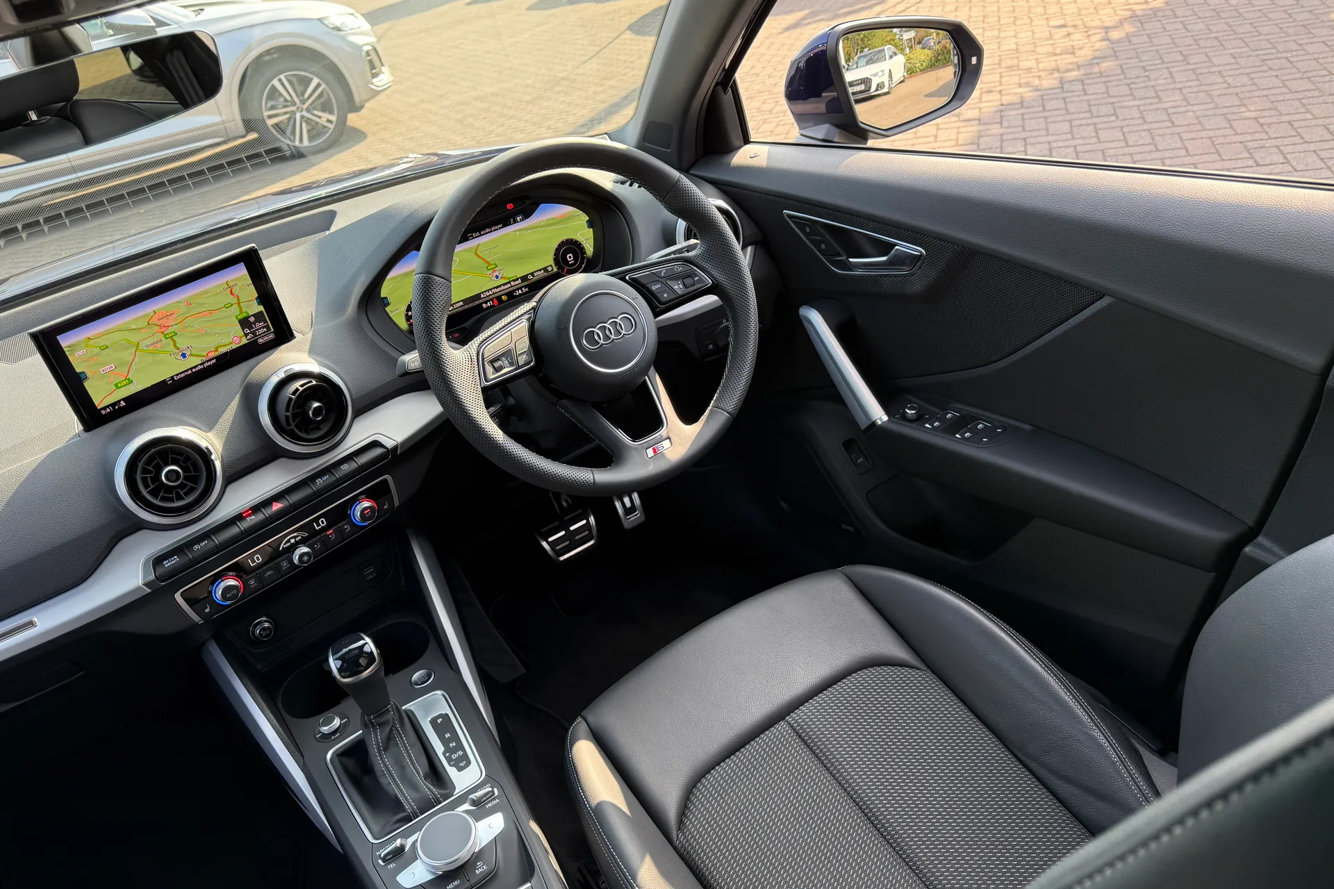 Audi Q2 thumbnail image number 48