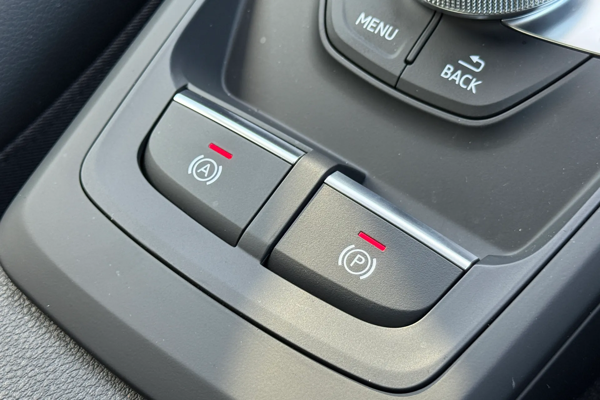 Audi Q2 thumbnail image number 46