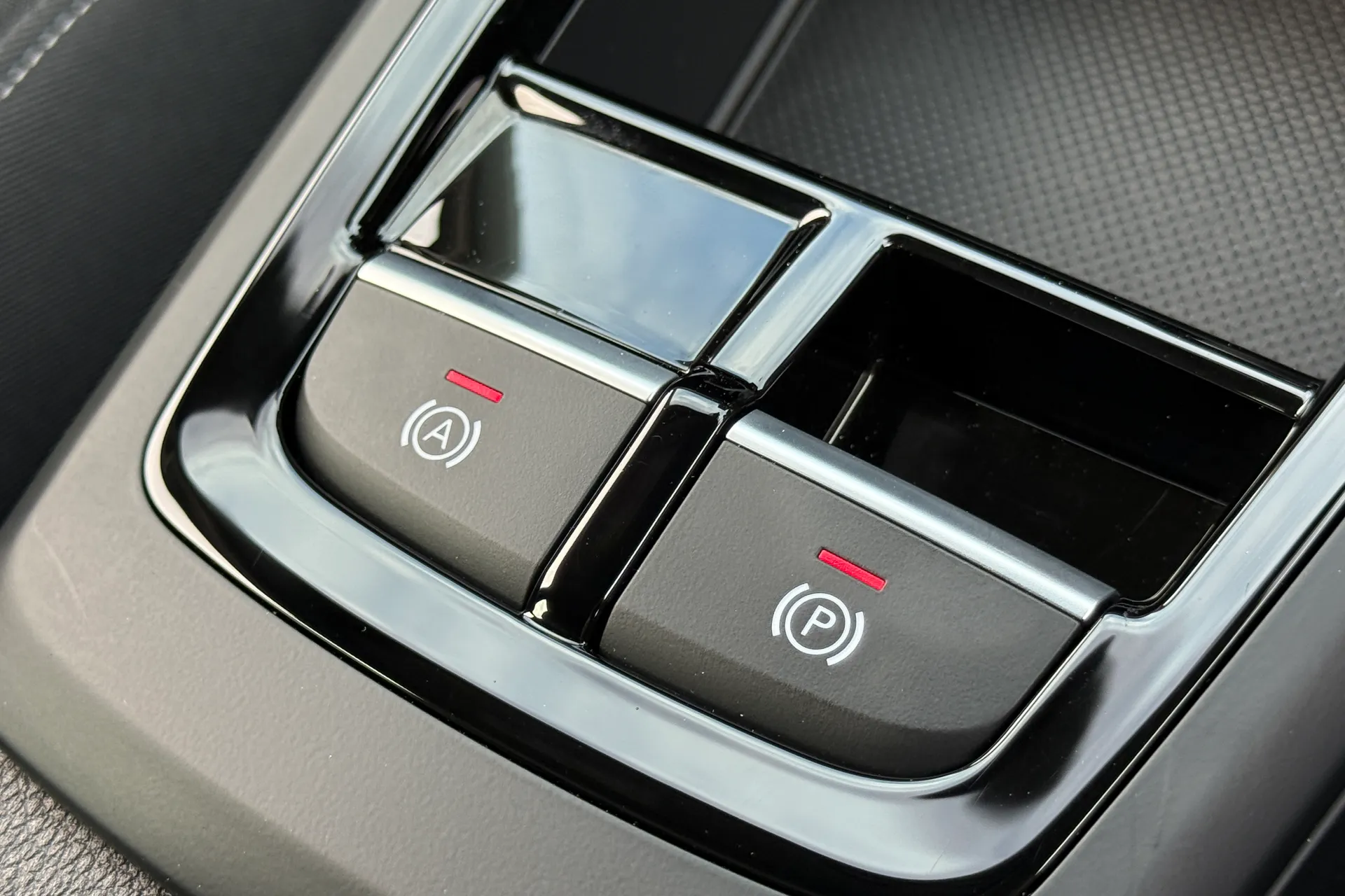 Audi Q2 thumbnail image number 35