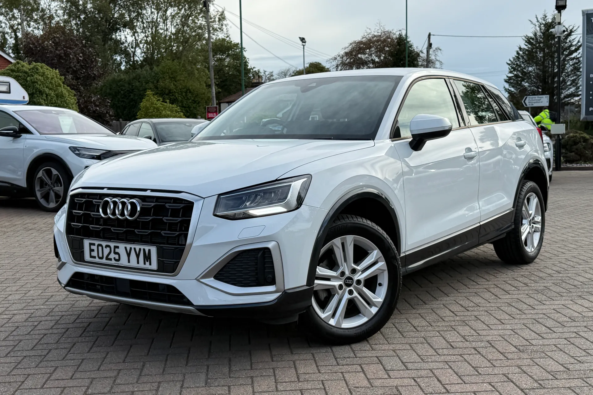 Audi Q2 thumbnail image number 22
