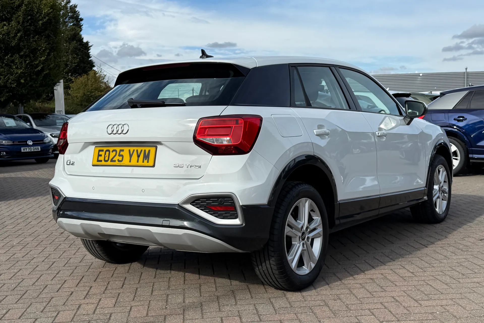 Audi Q2 thumbnail image number 28