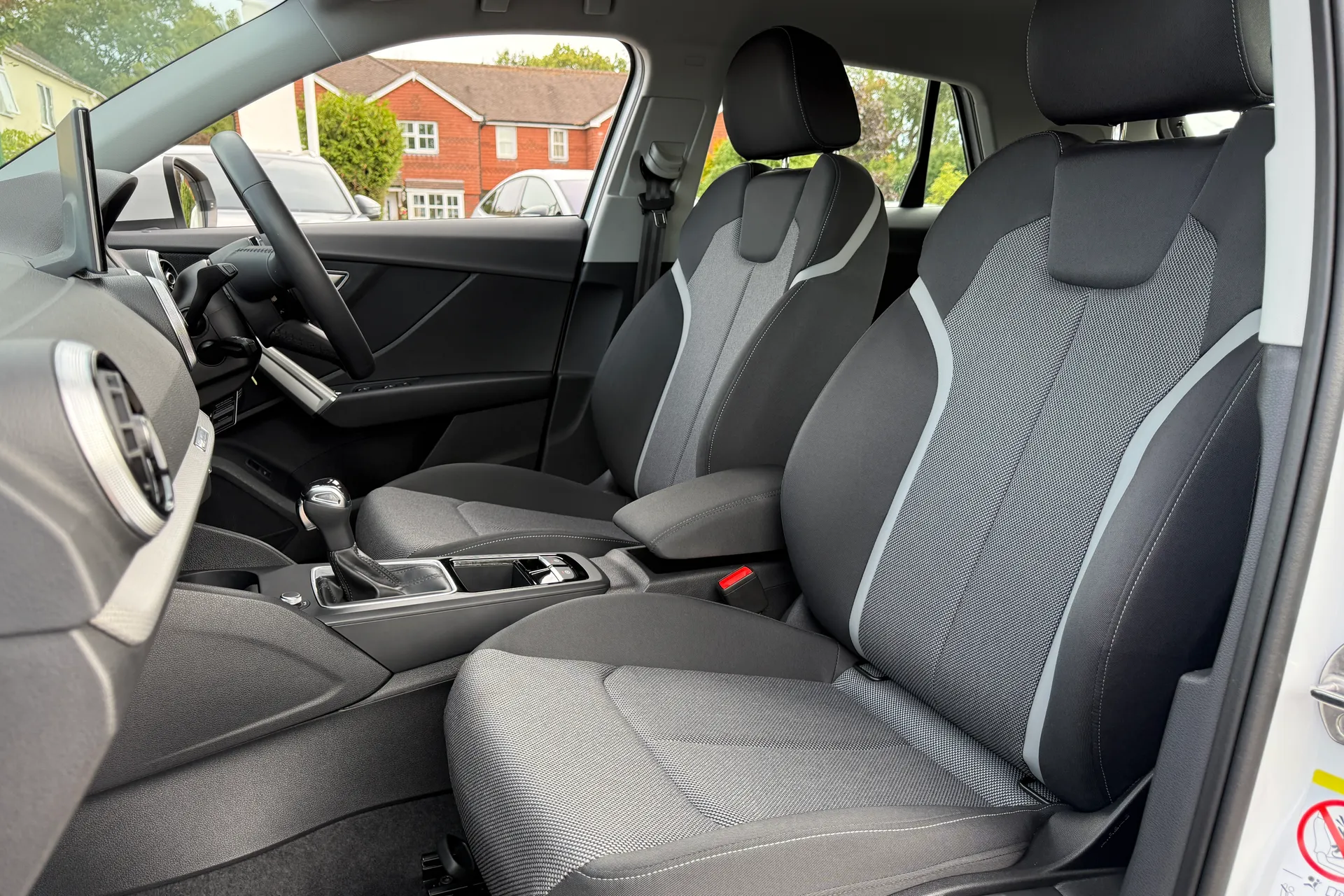Audi Q2 thumbnail image number 26