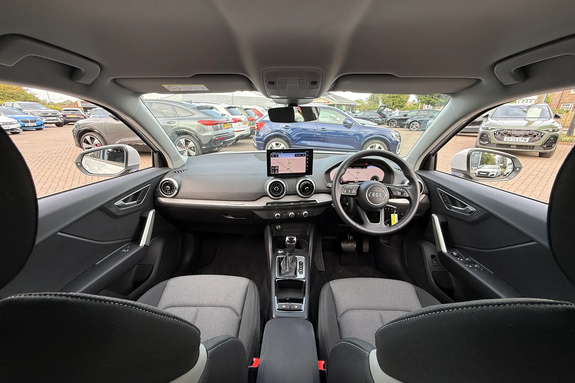 Audi Q2 thumbnail image number 3