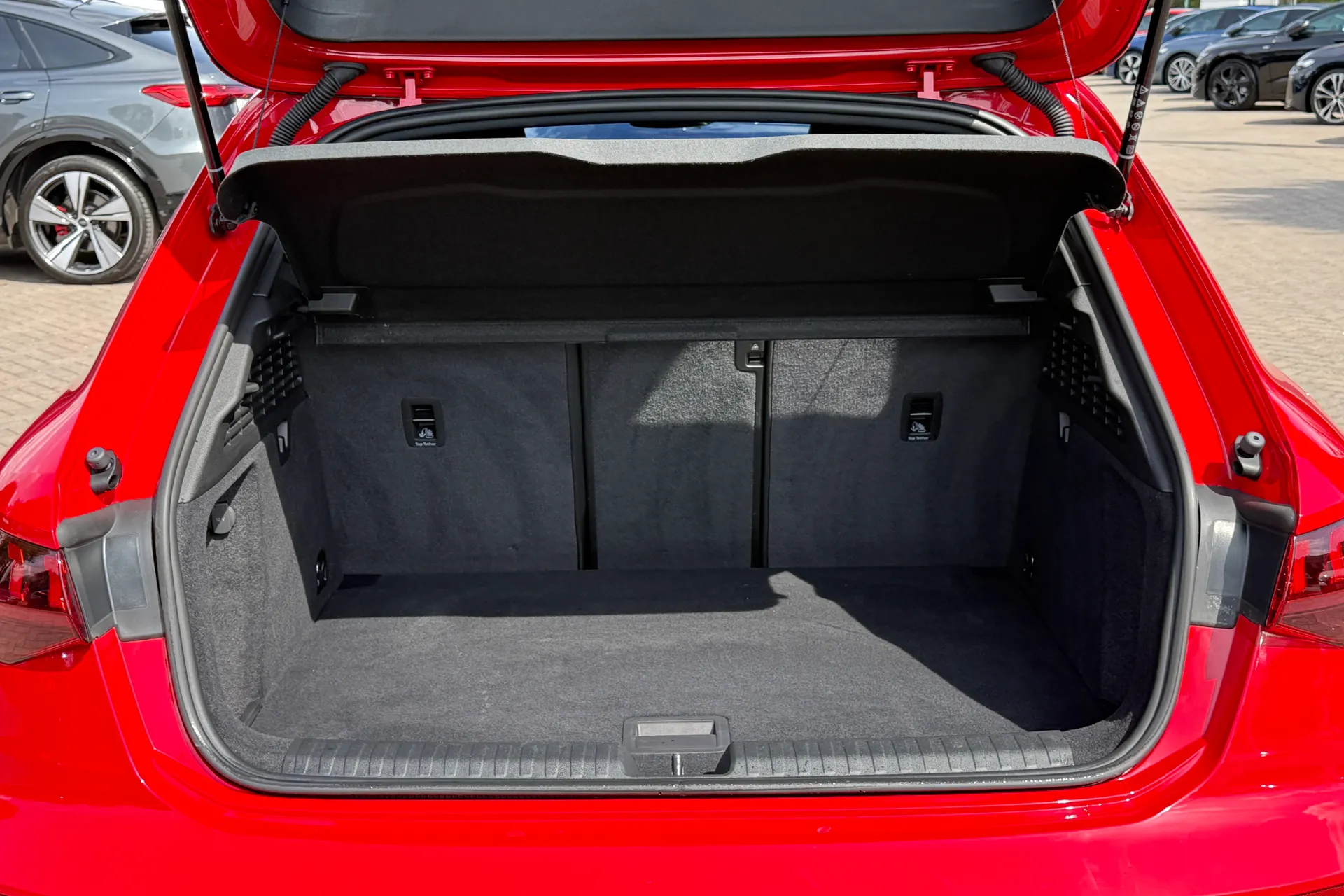 Audi RS3 thumbnail image number 39