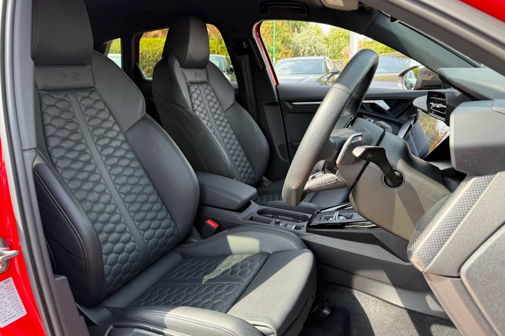 Audi RS3 thumbnail image number 31
