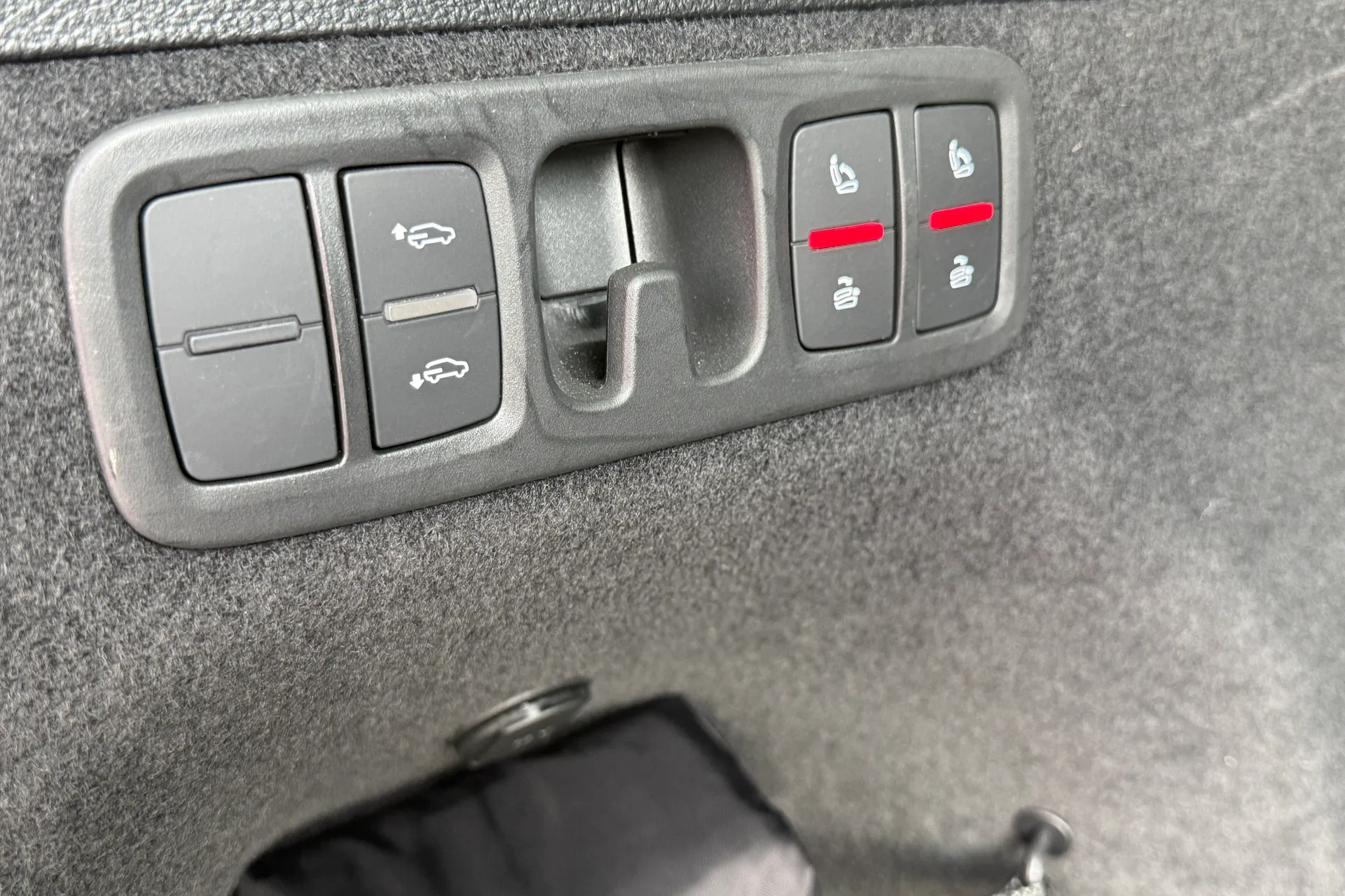 Audi Q7 thumbnail image number 48
