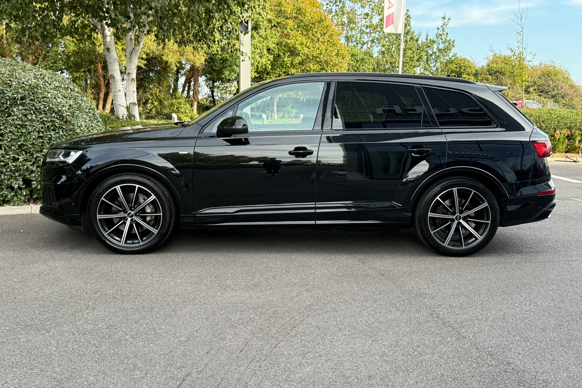 Audi Q7 thumbnail image number 15