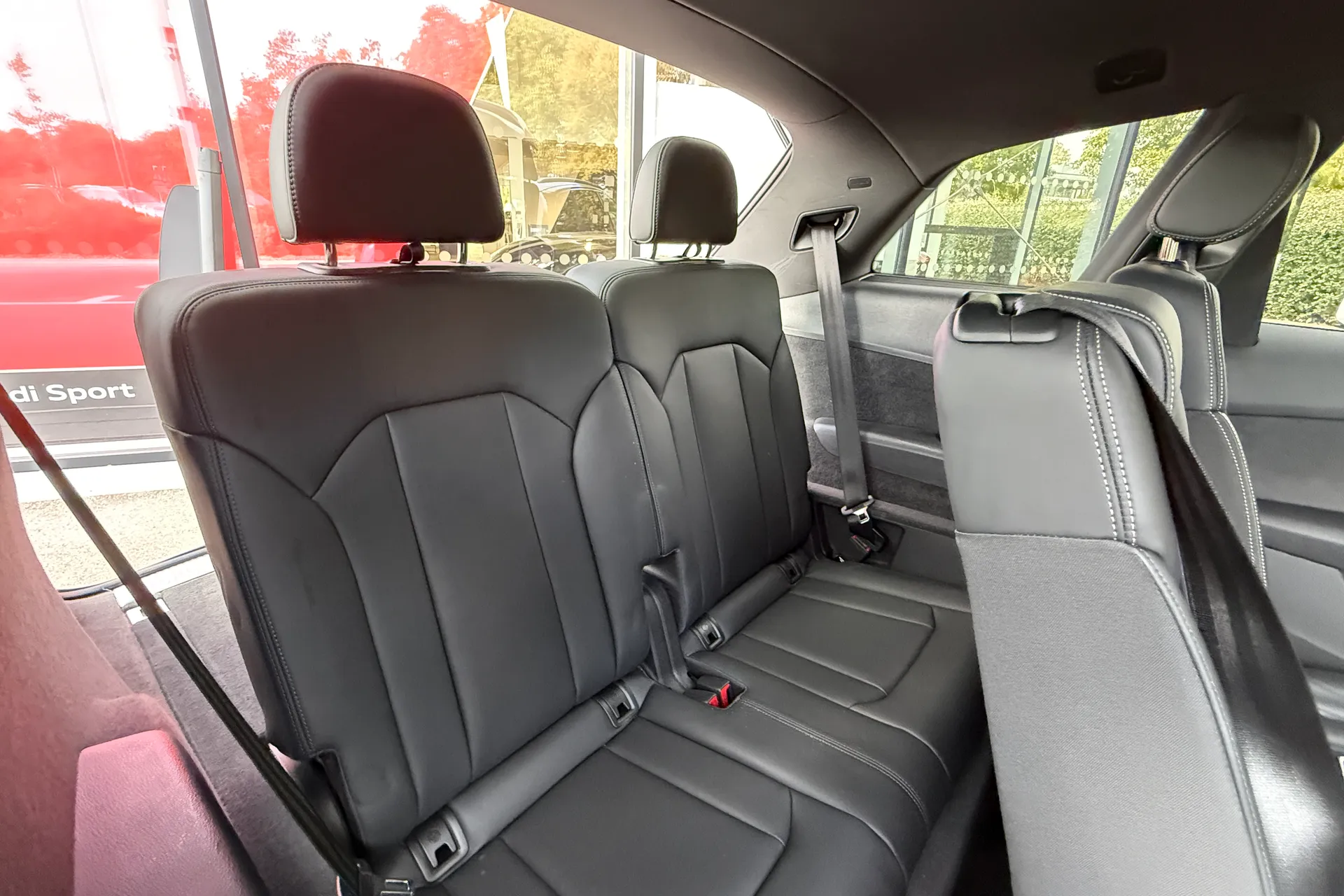 Audi Q7 thumbnail image number 19