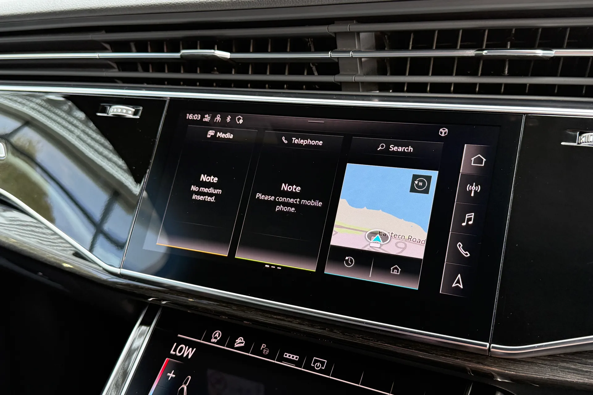 Audi Q7 thumbnail image number 25