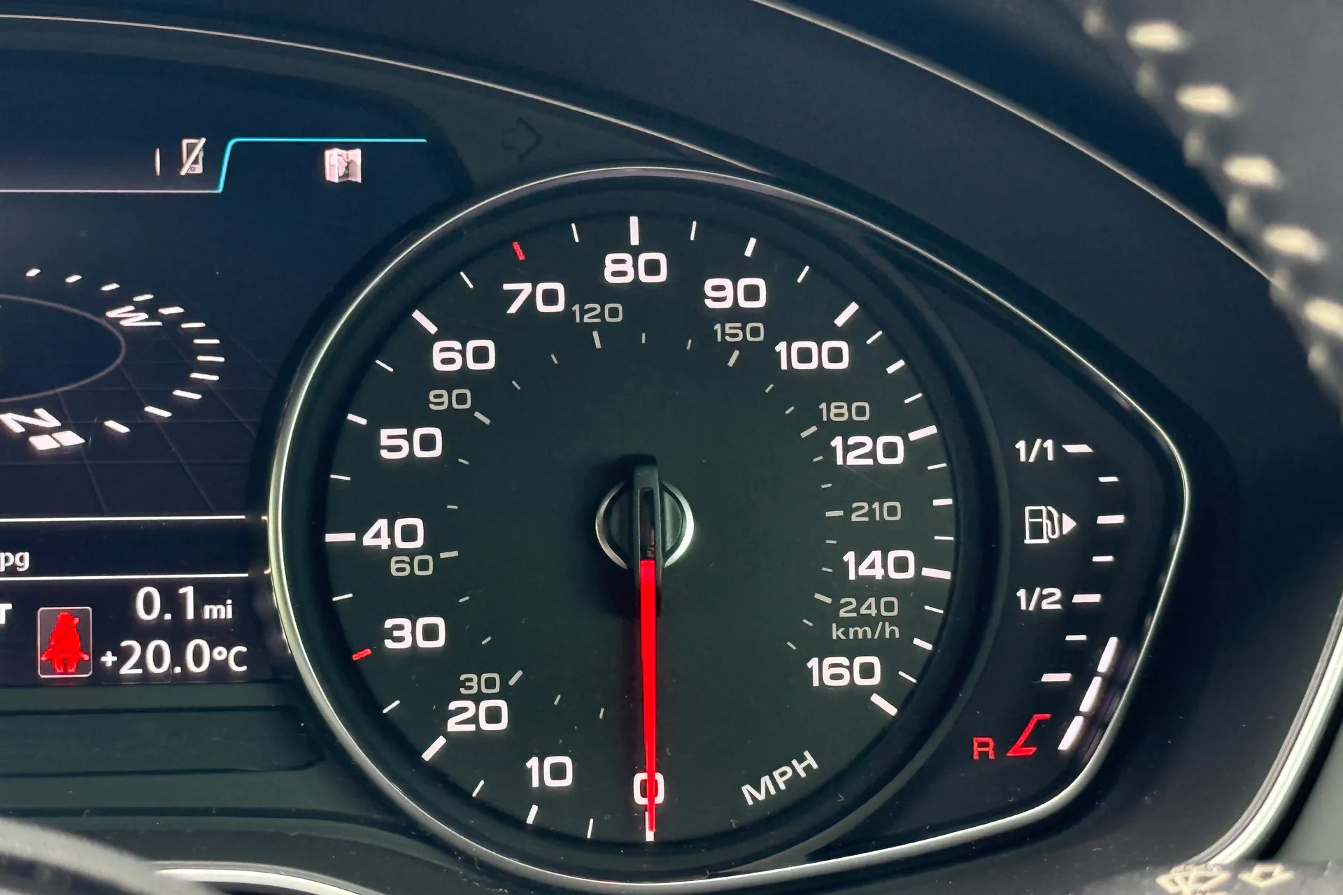 Audi A4 thumbnail image number 8