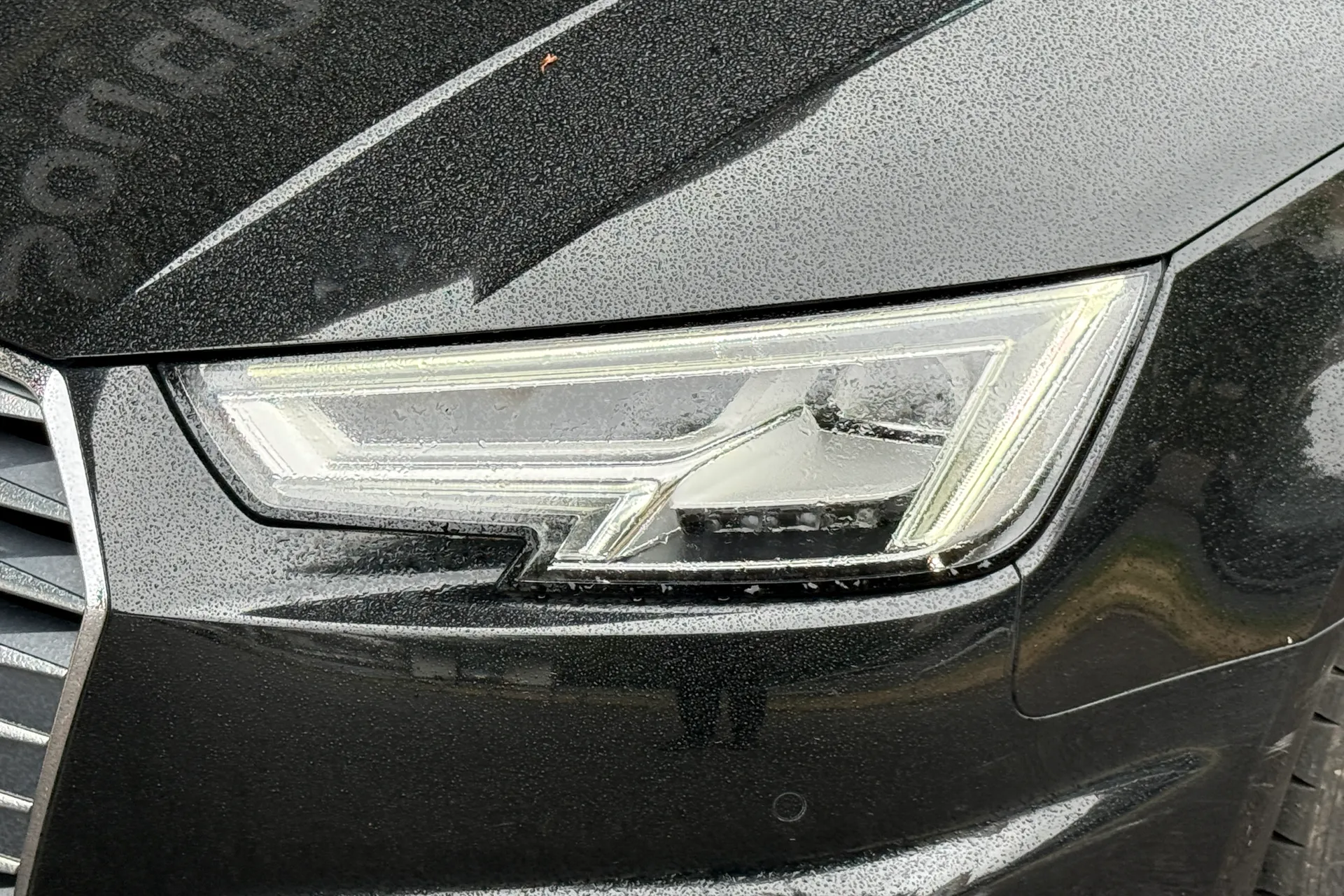 Audi A4 thumbnail image number 52