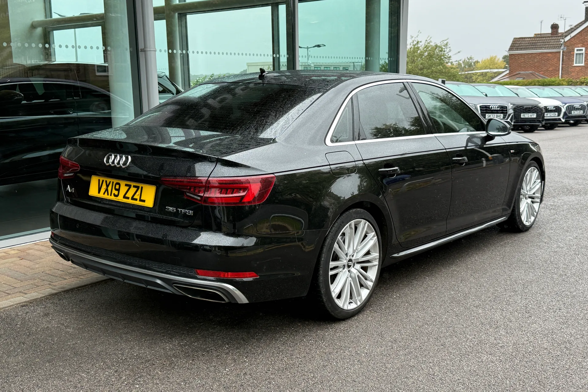 Audi A4 thumbnail image number 56