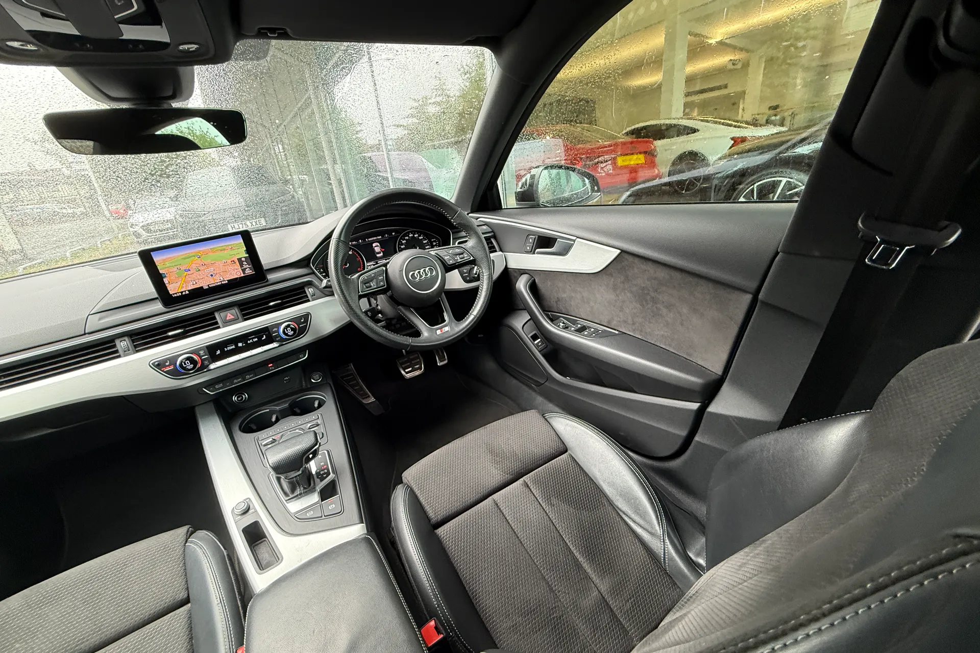 Audi A4 thumbnail image number 43