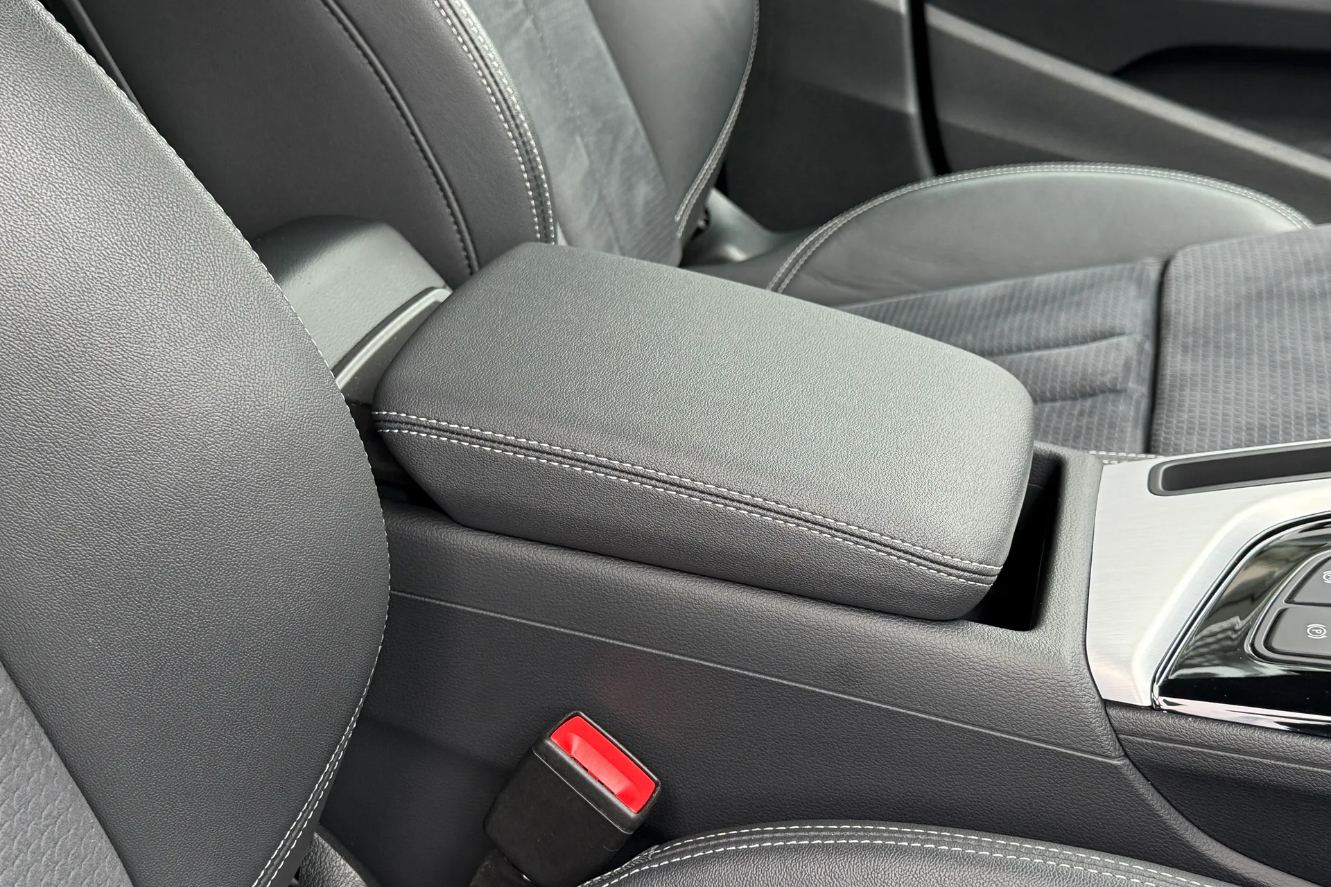 Audi A5 thumbnail image number 33