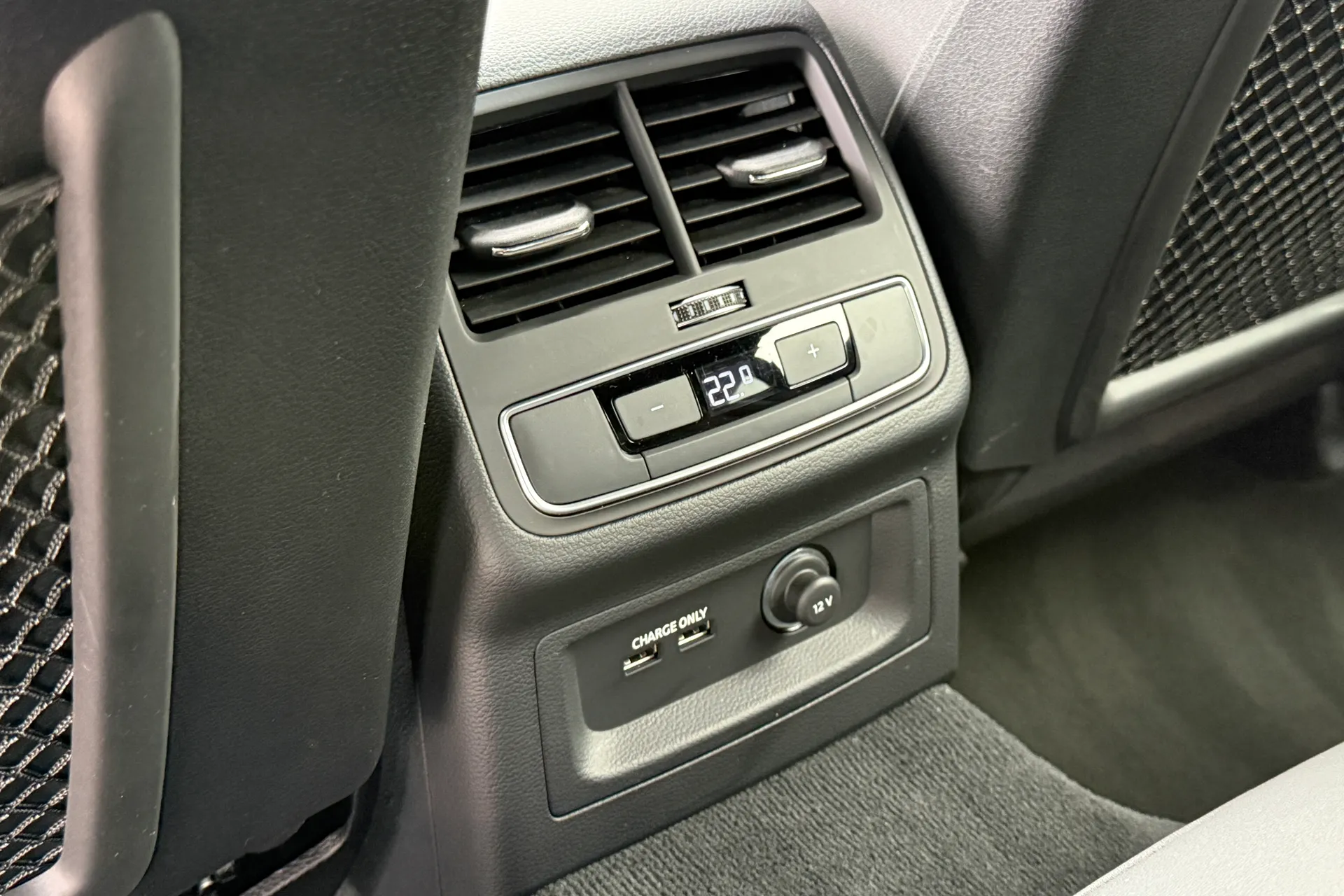Audi A5 thumbnail image number 44